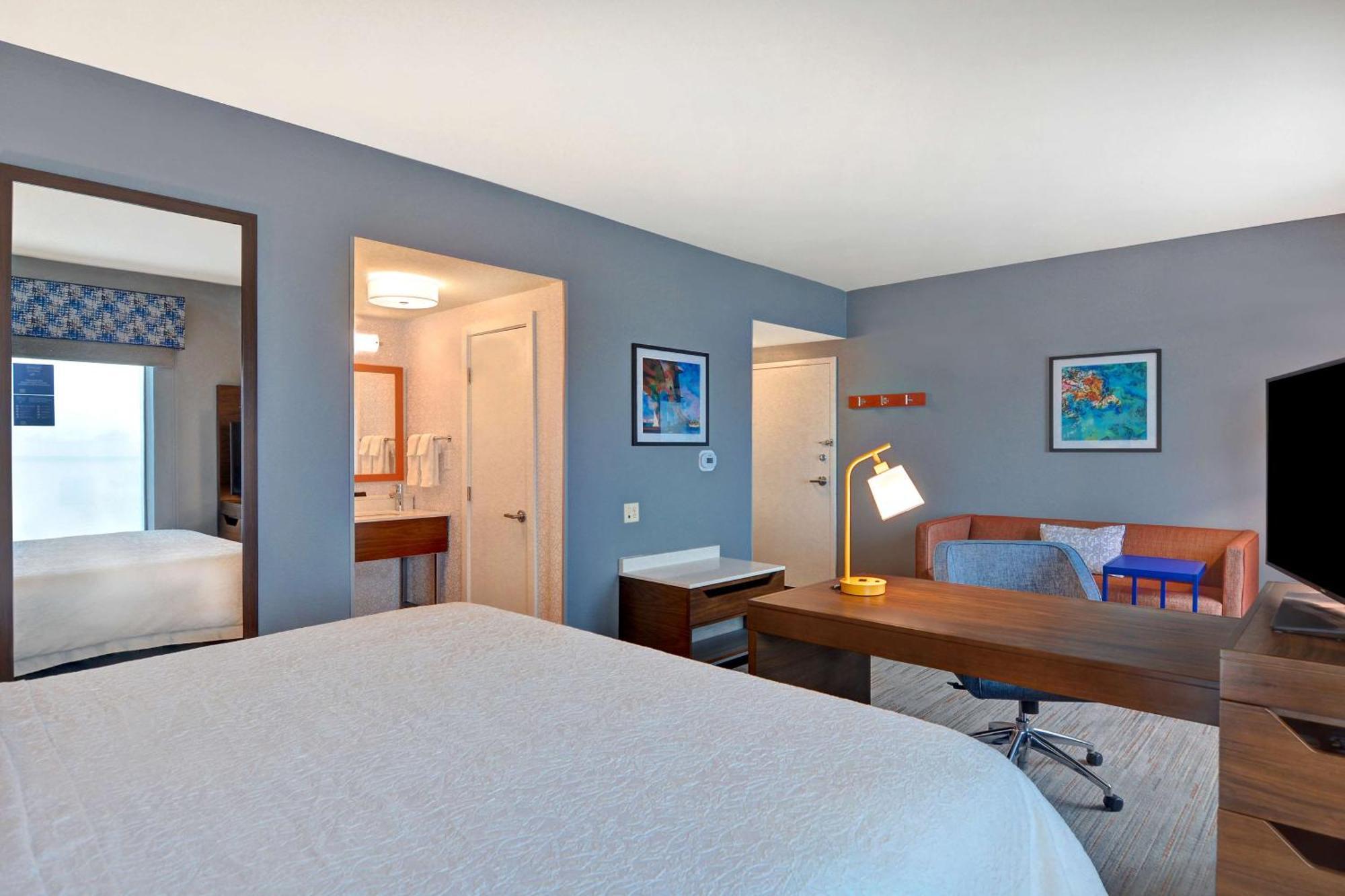Non-Smoking Studio King Suite