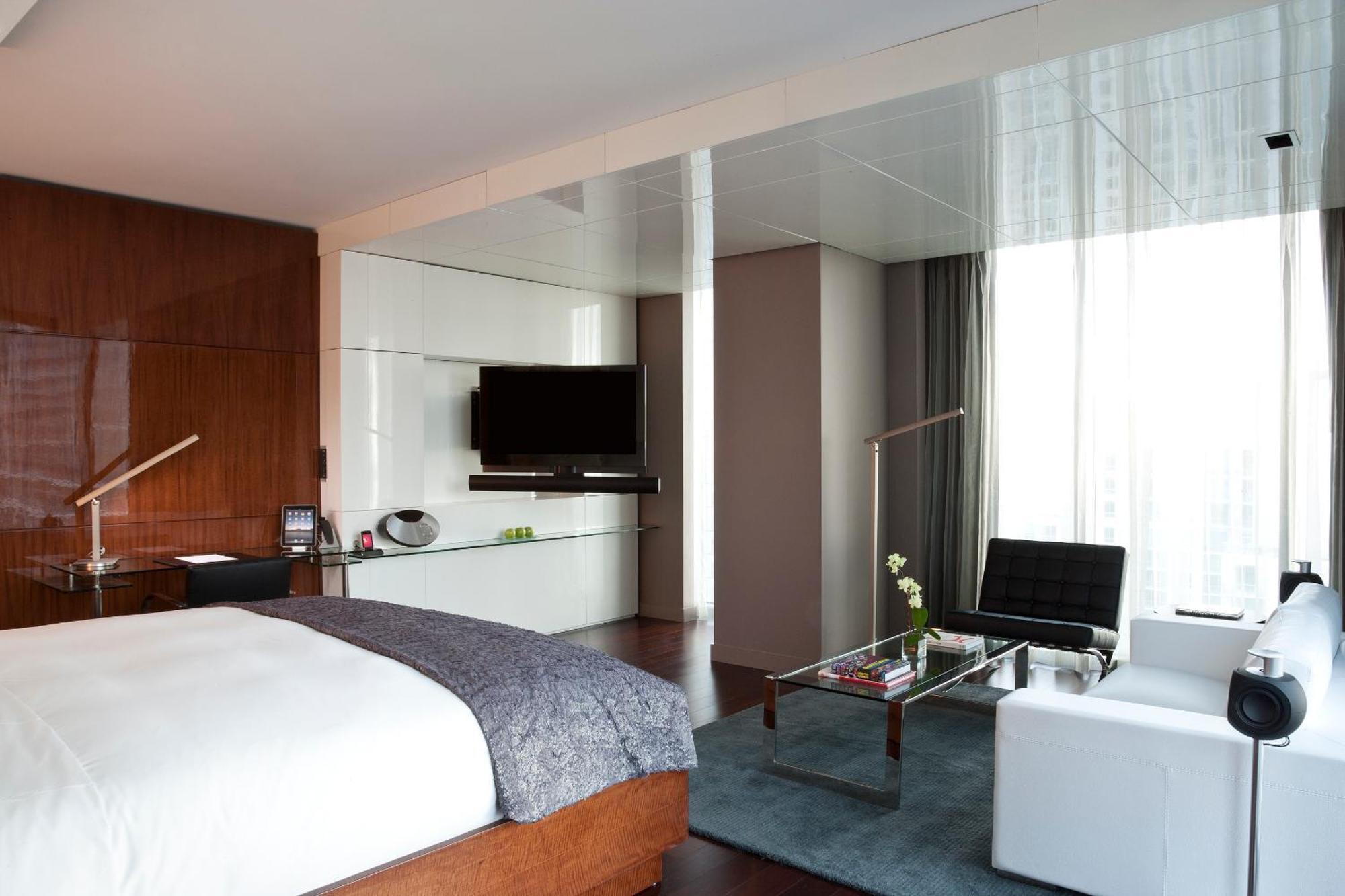 Klee Larger Guest room 1 King