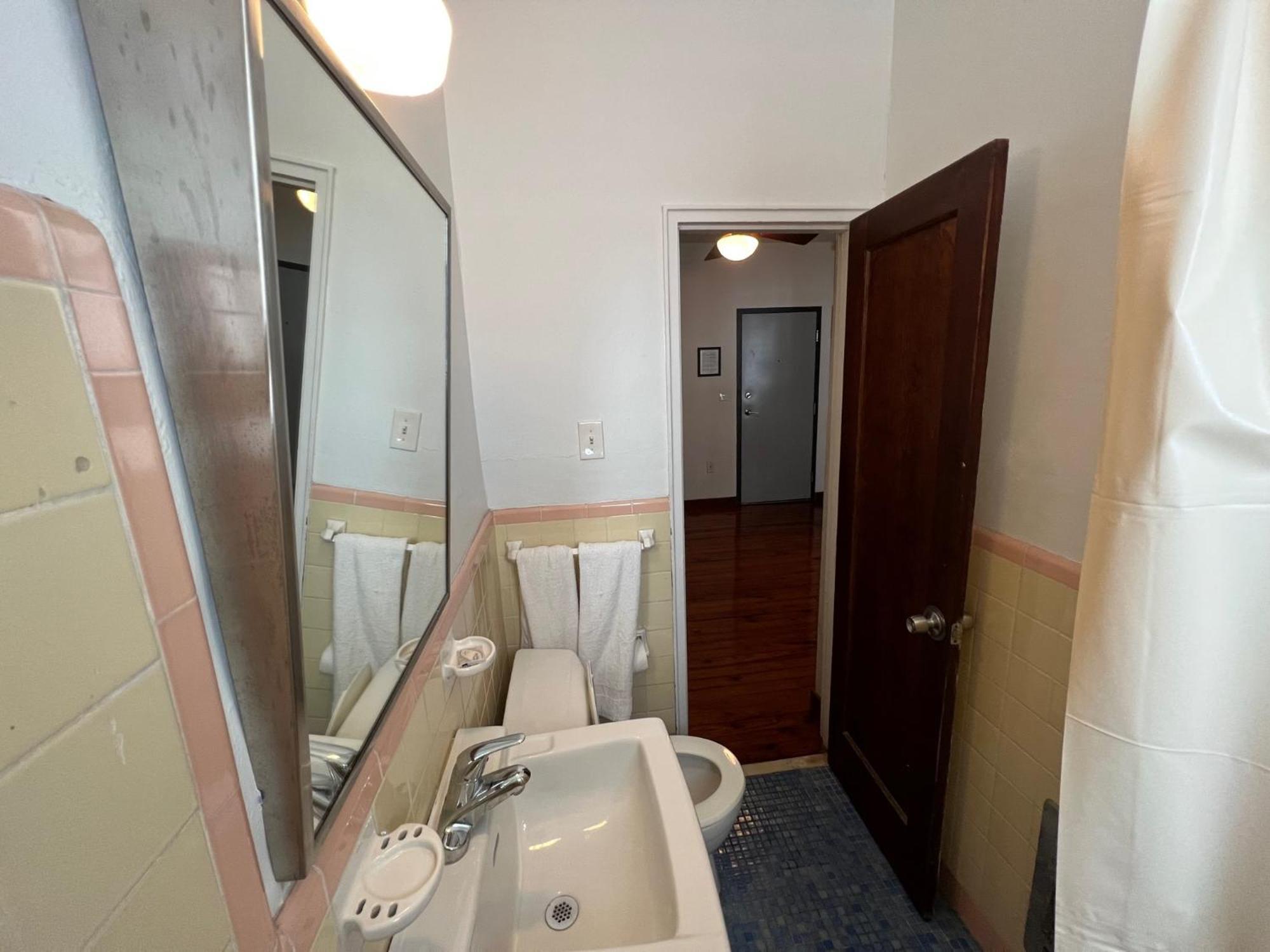 Suite 2