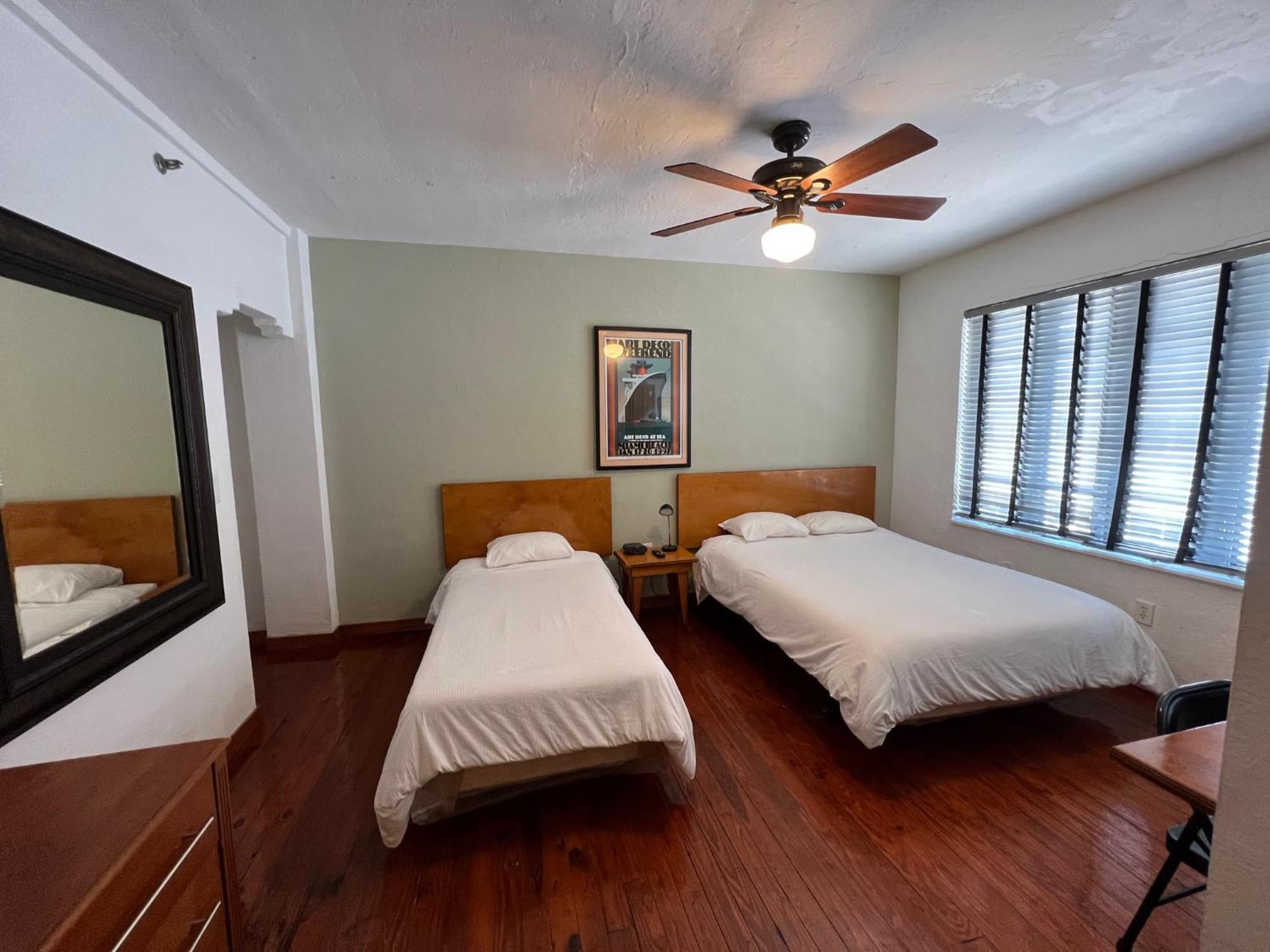 Suite 2
