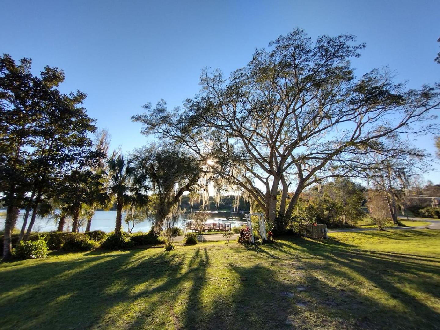 Double Room with Lake View,1636052739:JPEG
