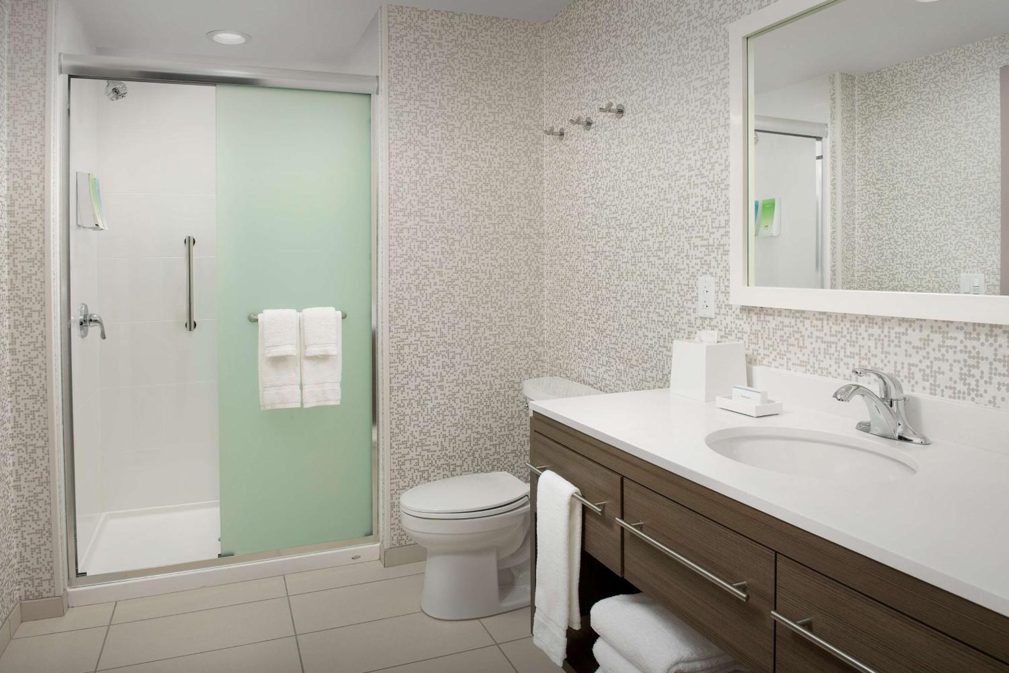 One-Bedroom King Suite Non-Smoking