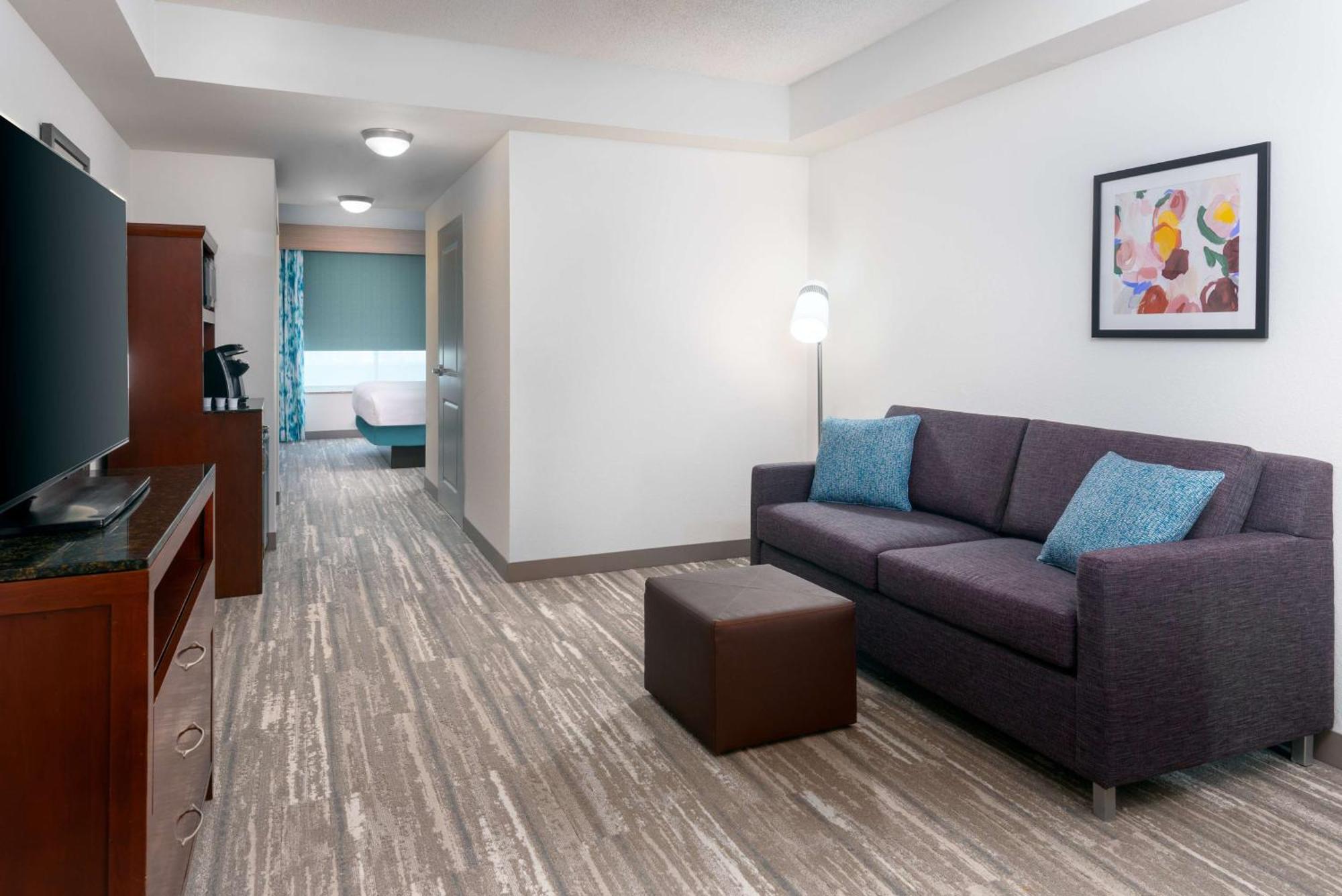 Junior King Suite Seating Area
