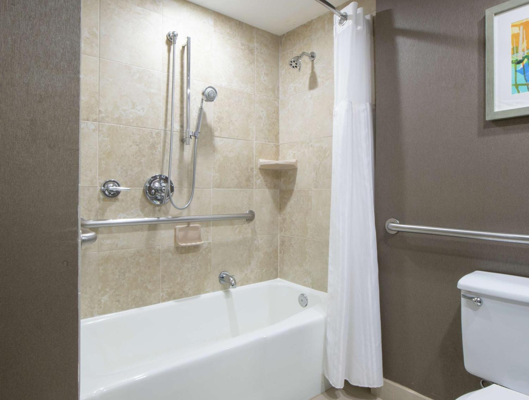 King Room Mobility Hearing Access