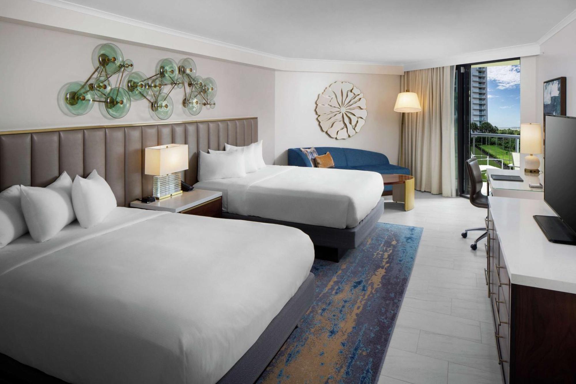 2 Queen Bed Ocean View