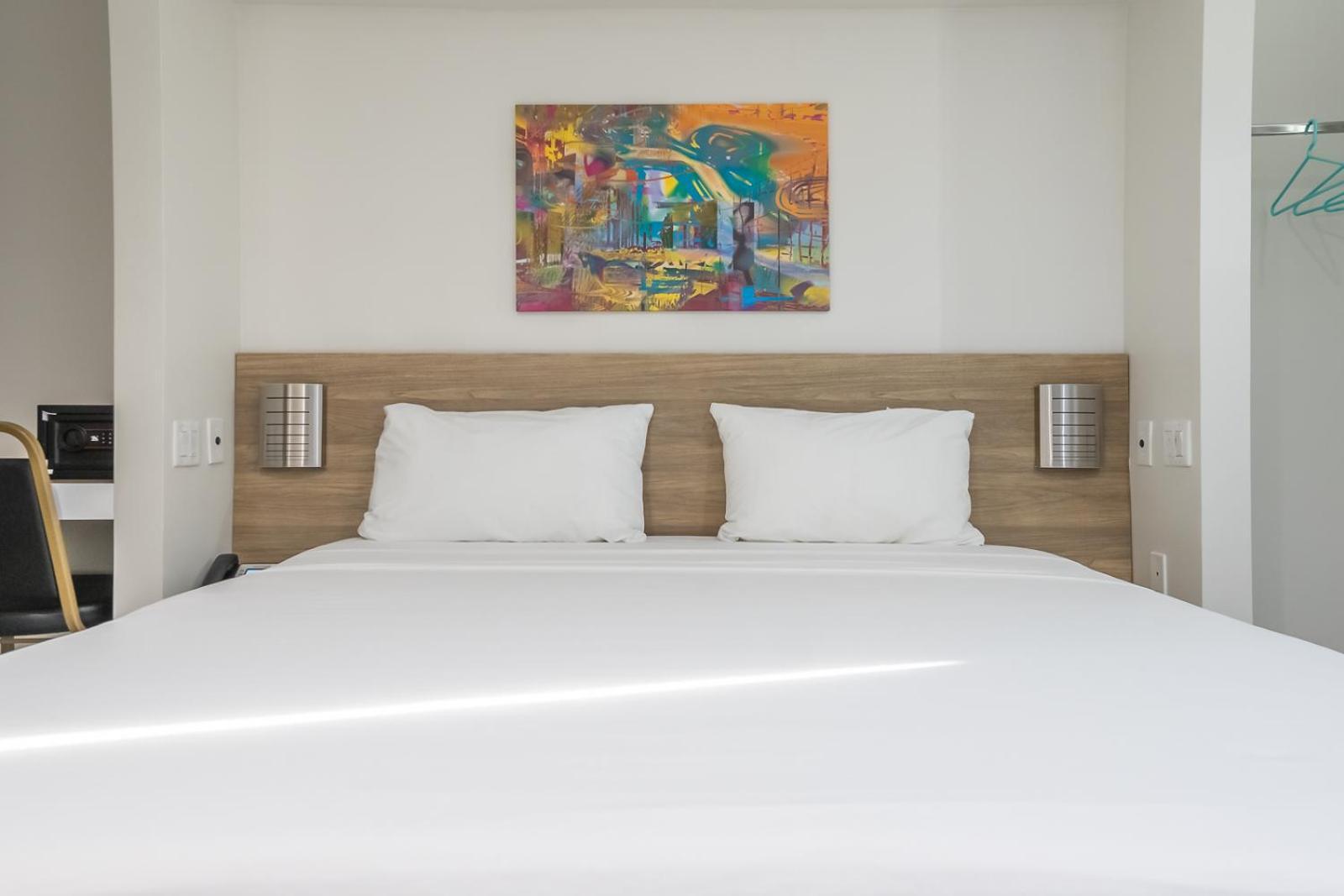 Superior King Room