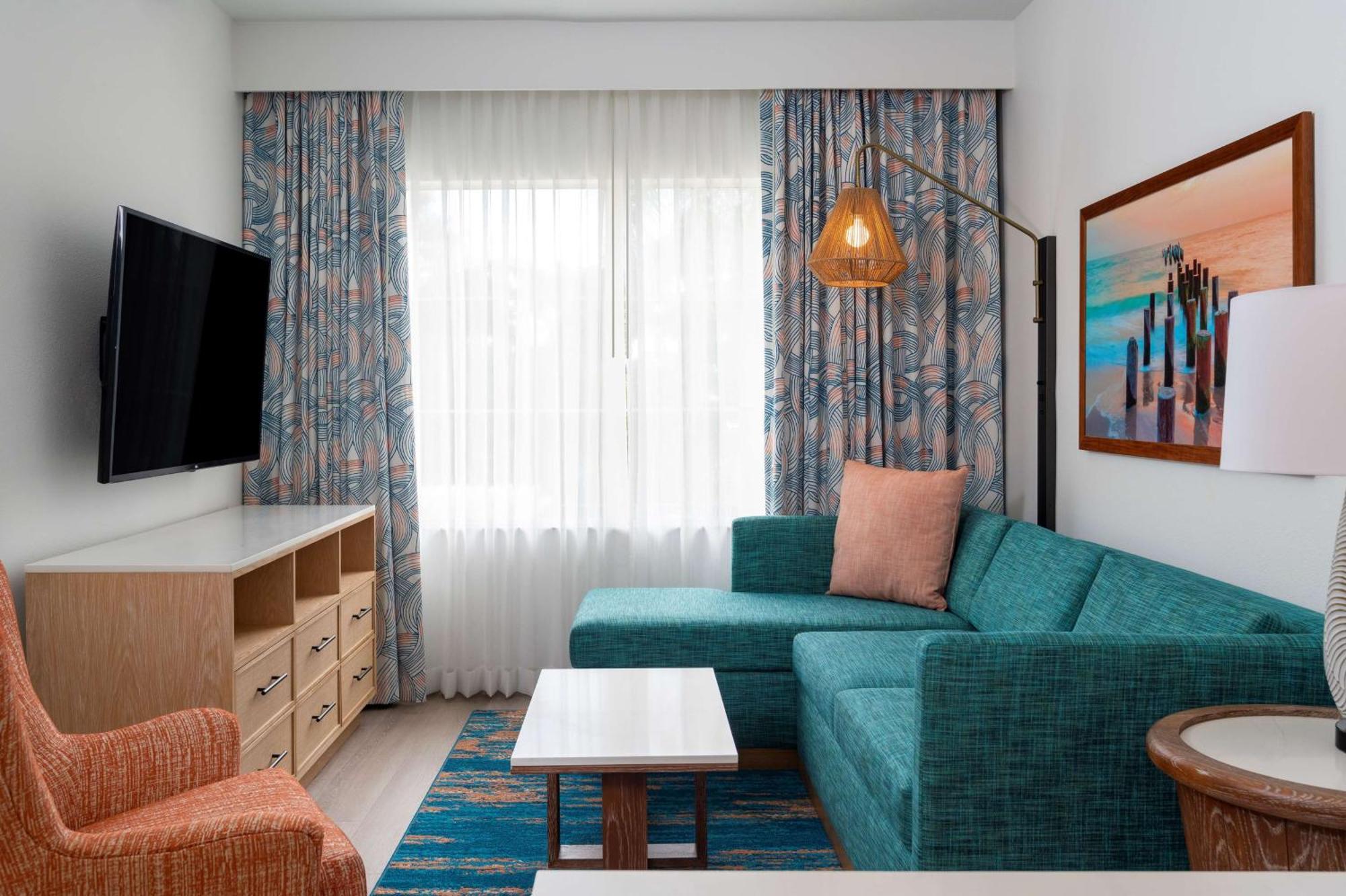 Queen Suite City View