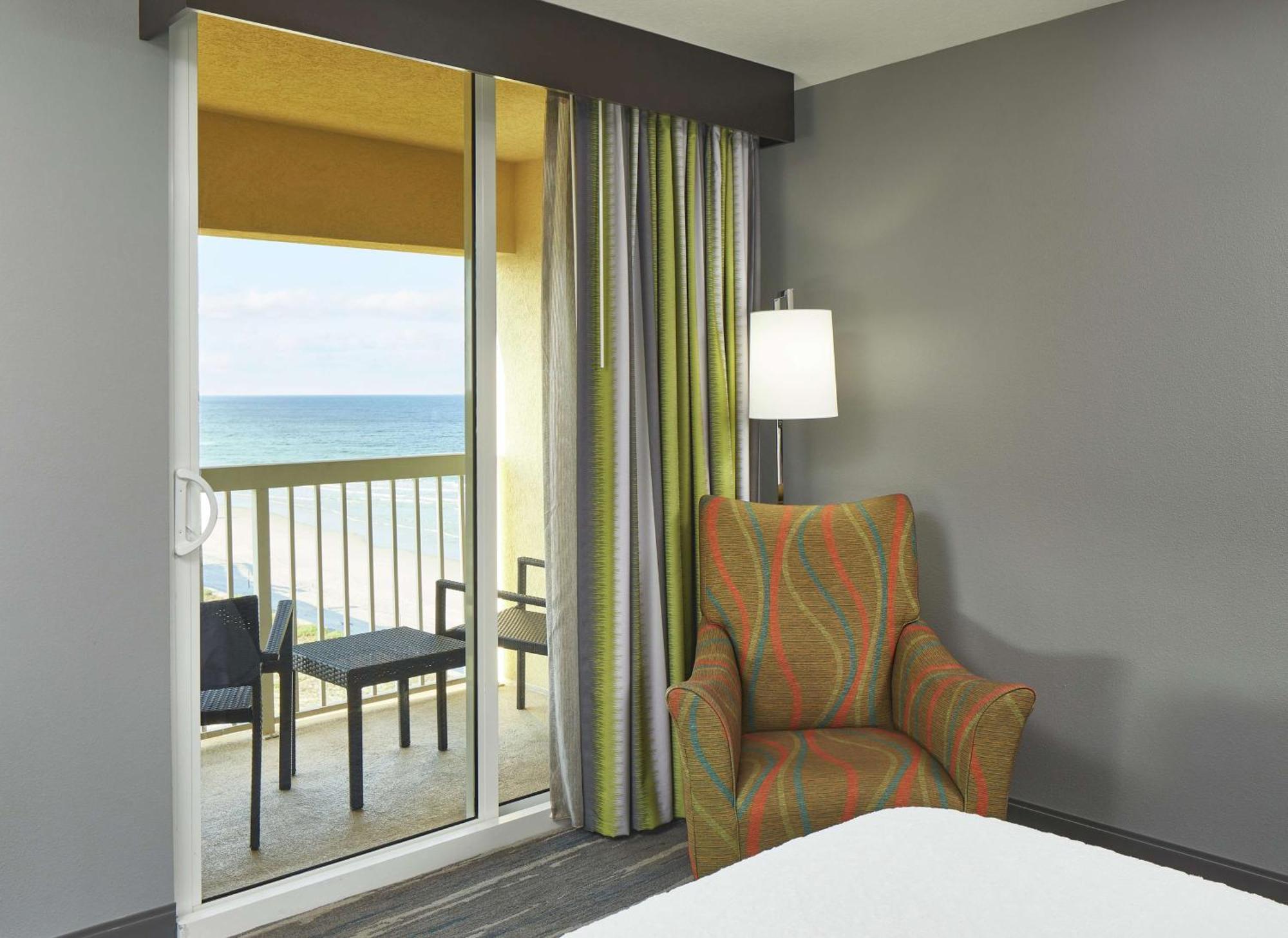Queen Room Partial Ocean View