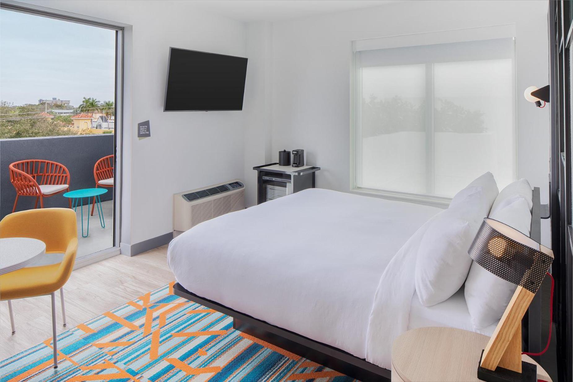 King Room with Balcony and City View