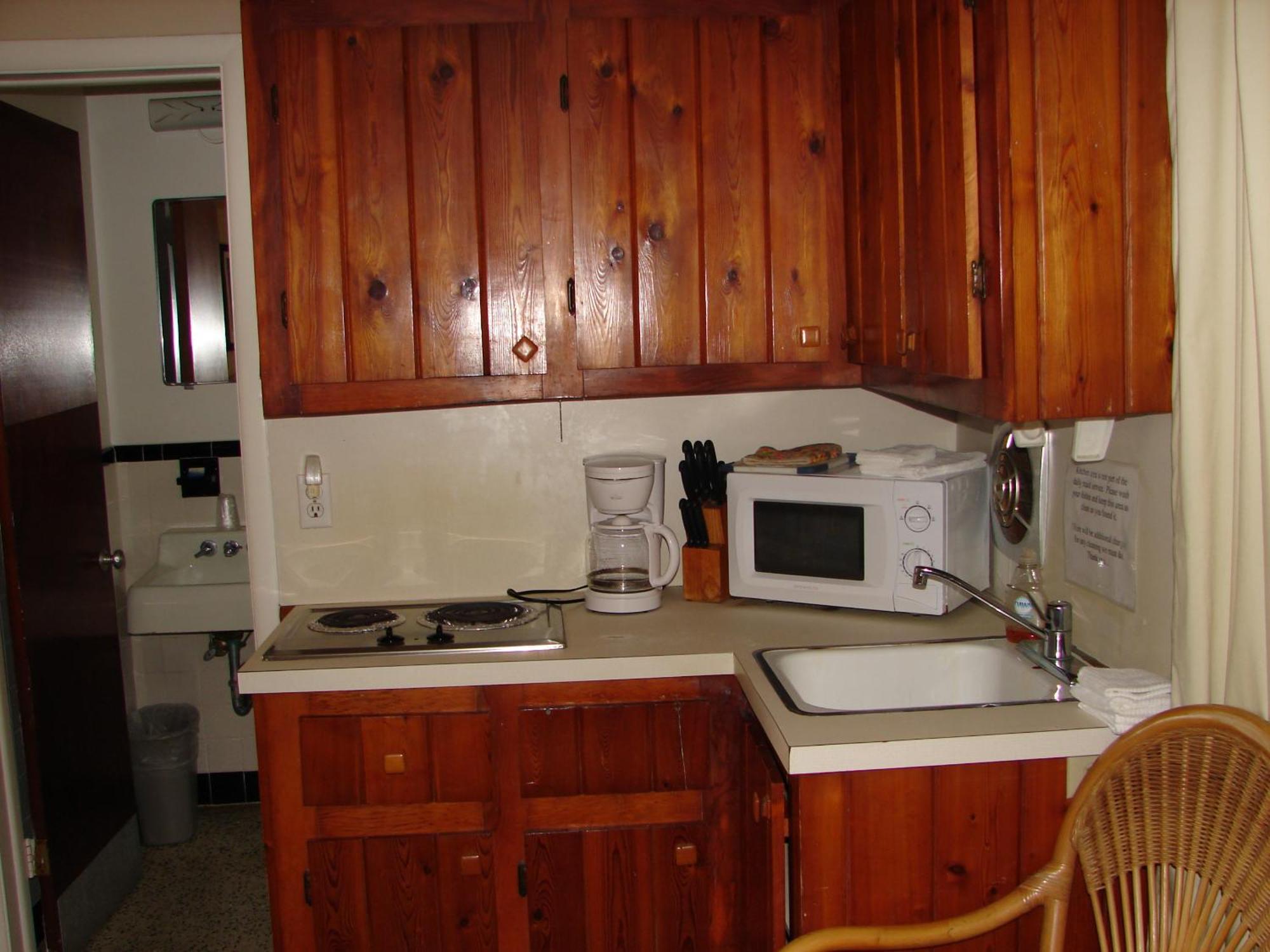 Studio Kitchen
