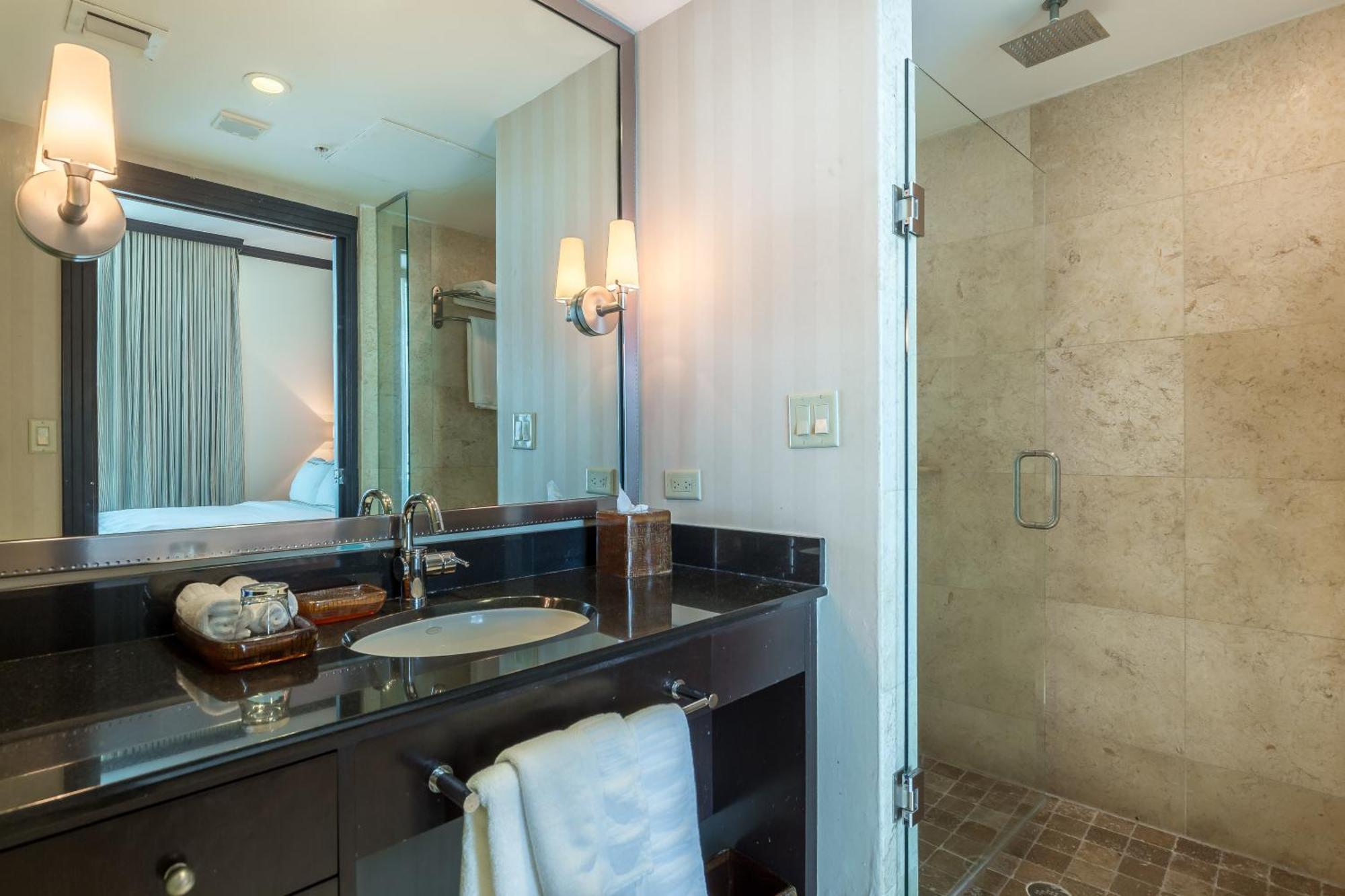 Balcony Suite Espanola