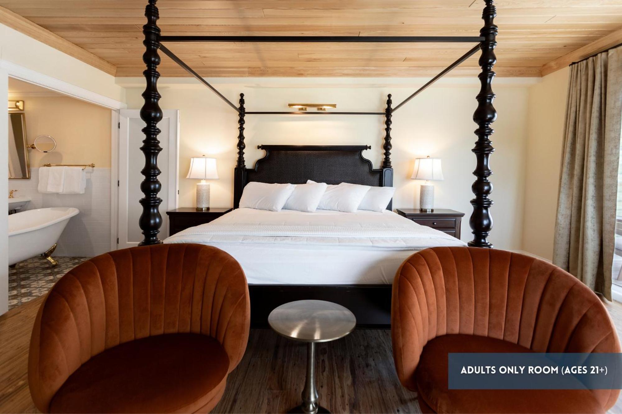Wreckers House Galleon King Suite Adults Only