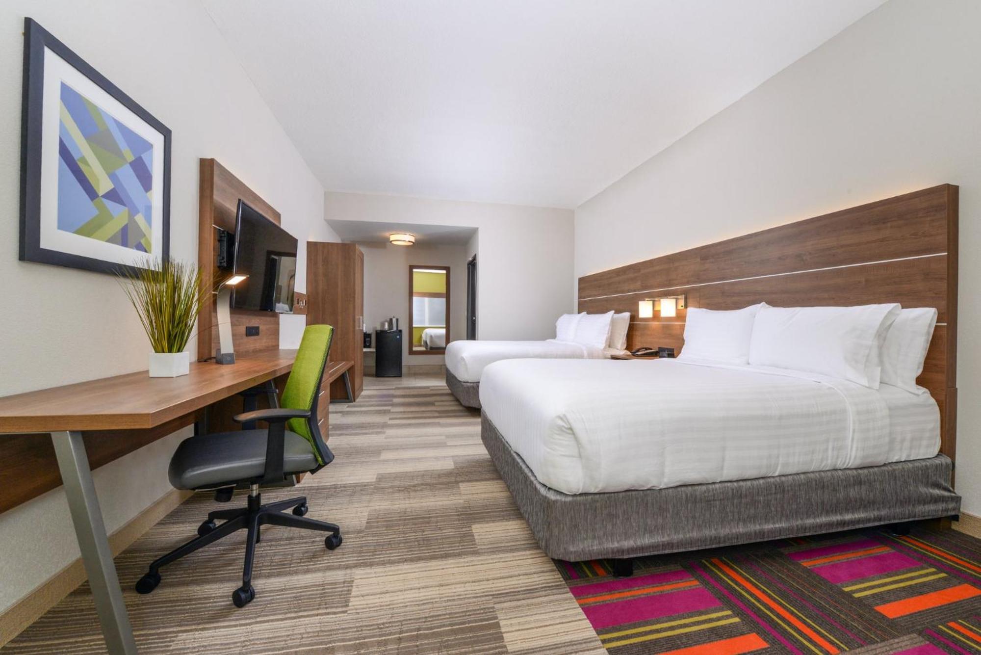 Standard Room Two Queen Beds