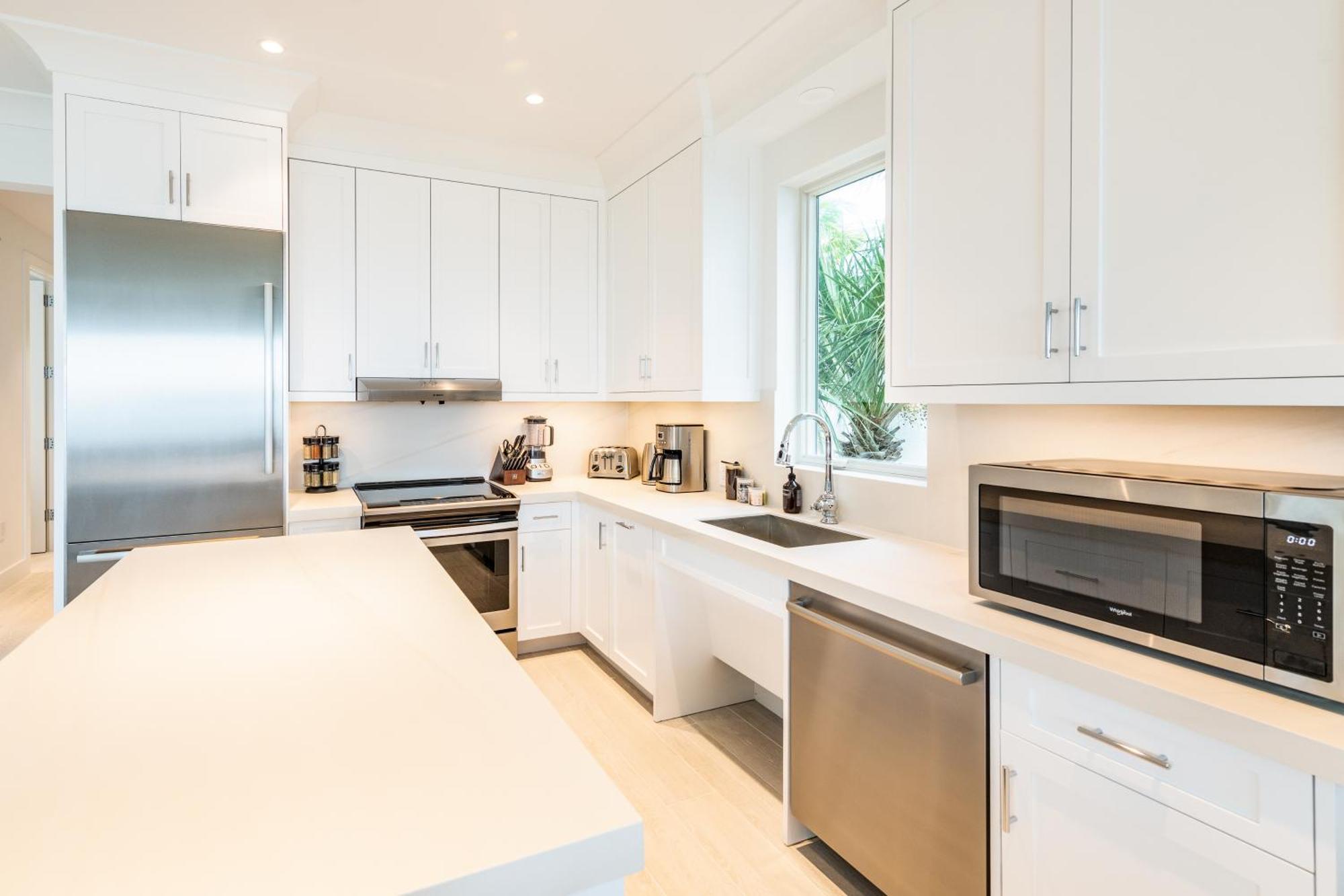 Four-Bedroom Waterfront Villa Accessible
