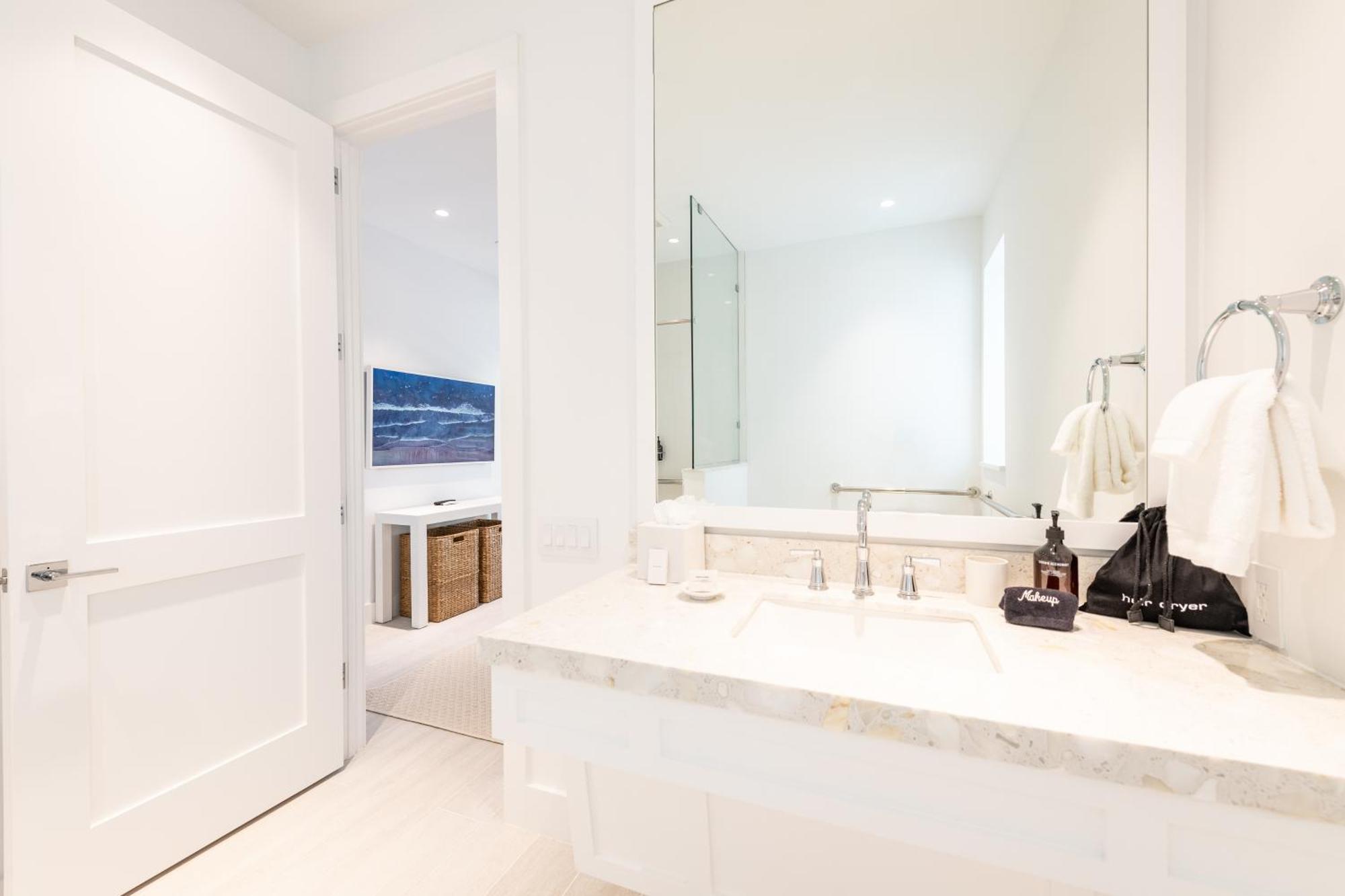 Four-Bedroom Waterfront Villa Accessible