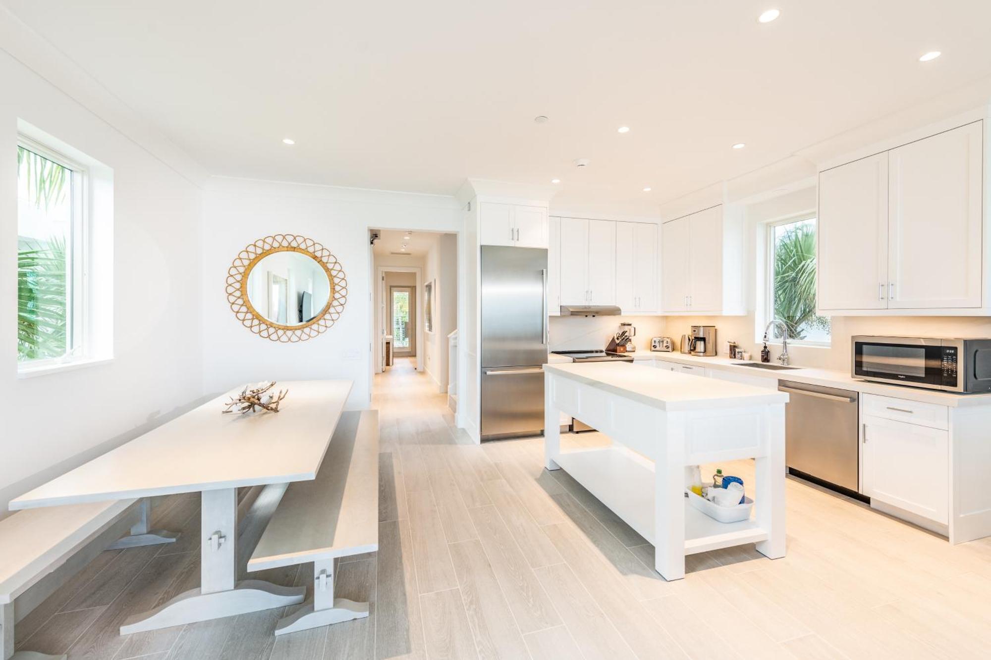 Four-Bedroom Waterfront Villa Accessible