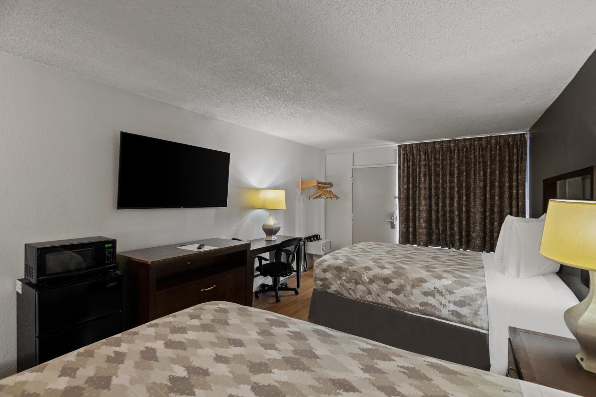 Double Room with Two Double Beds - Non-Smoking,1595402832:JPEG