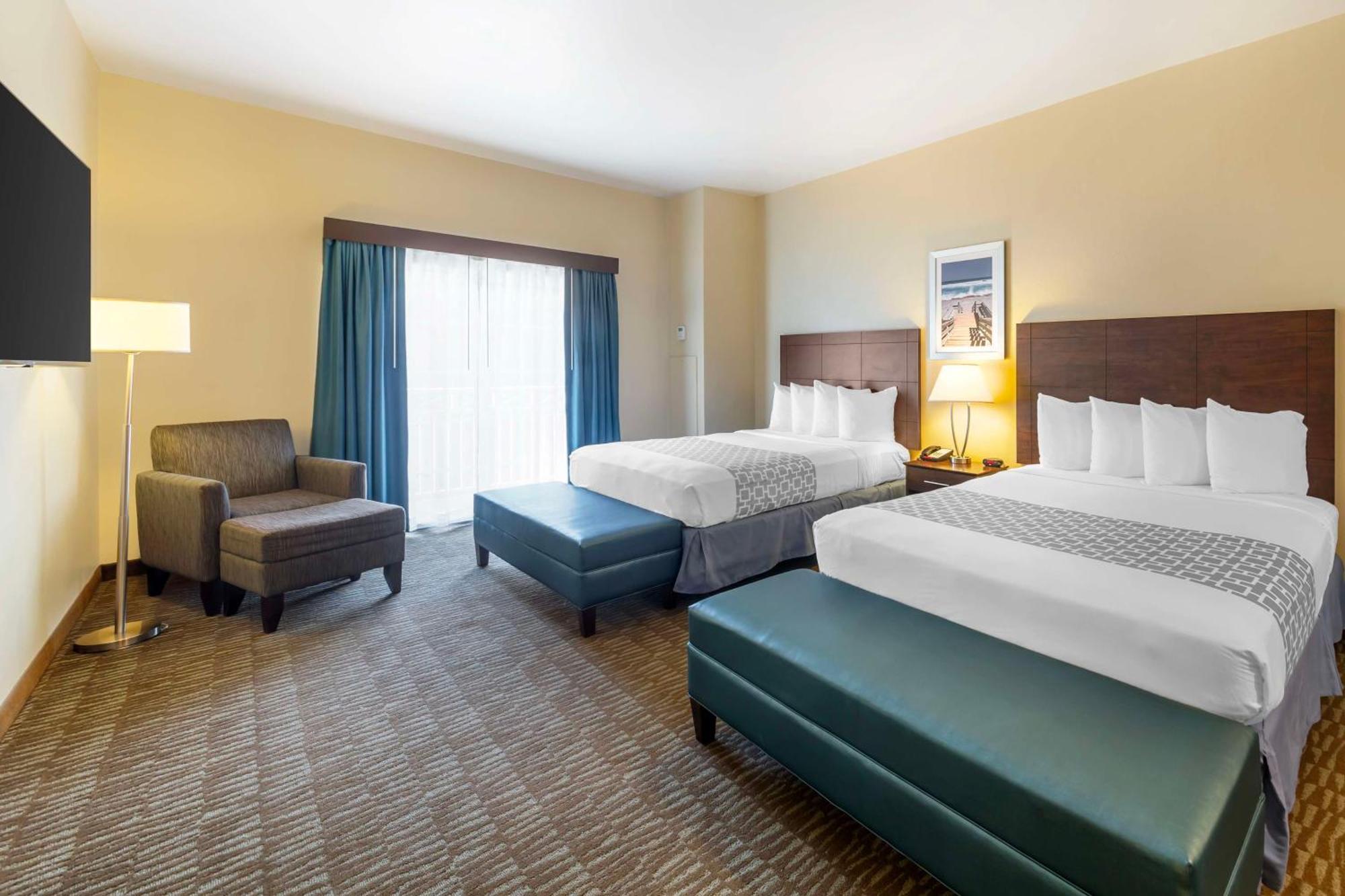 Queen Suite 2 Queen Beds