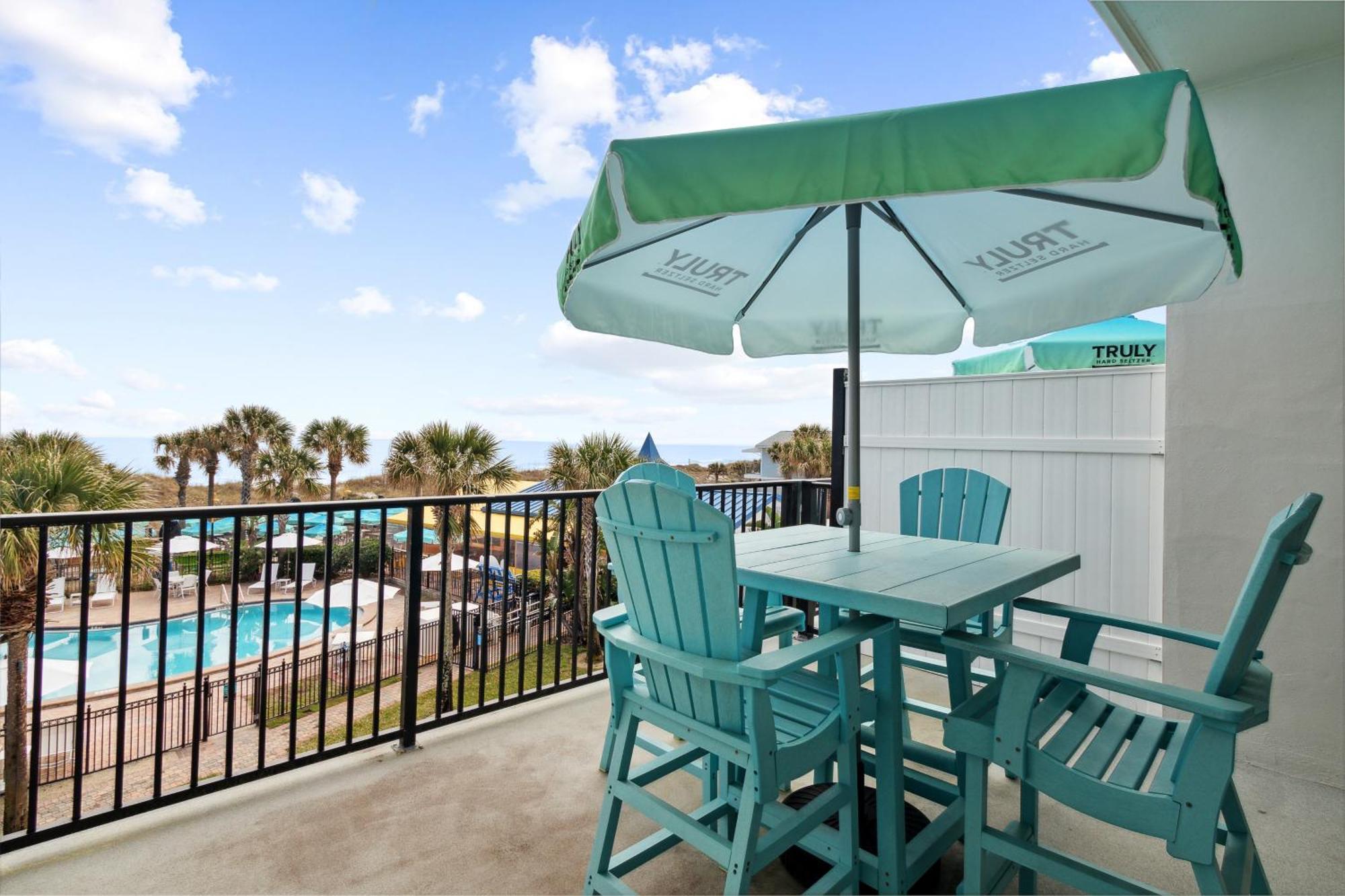 Third Floor Oceanfront Suite One King One Double,1597090704:JPEG