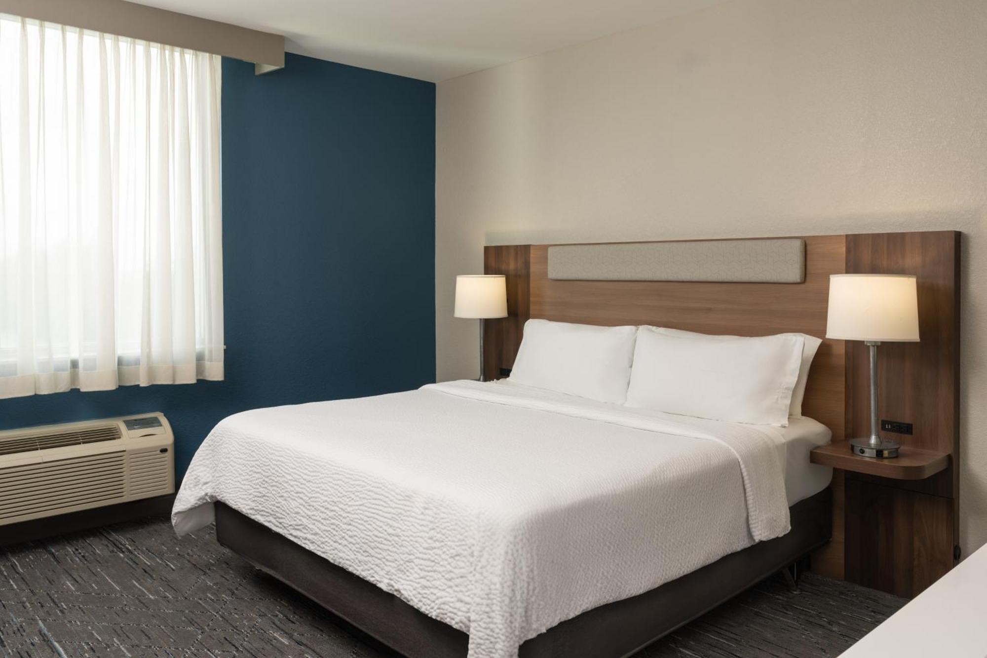 King Suite Lagoon View
