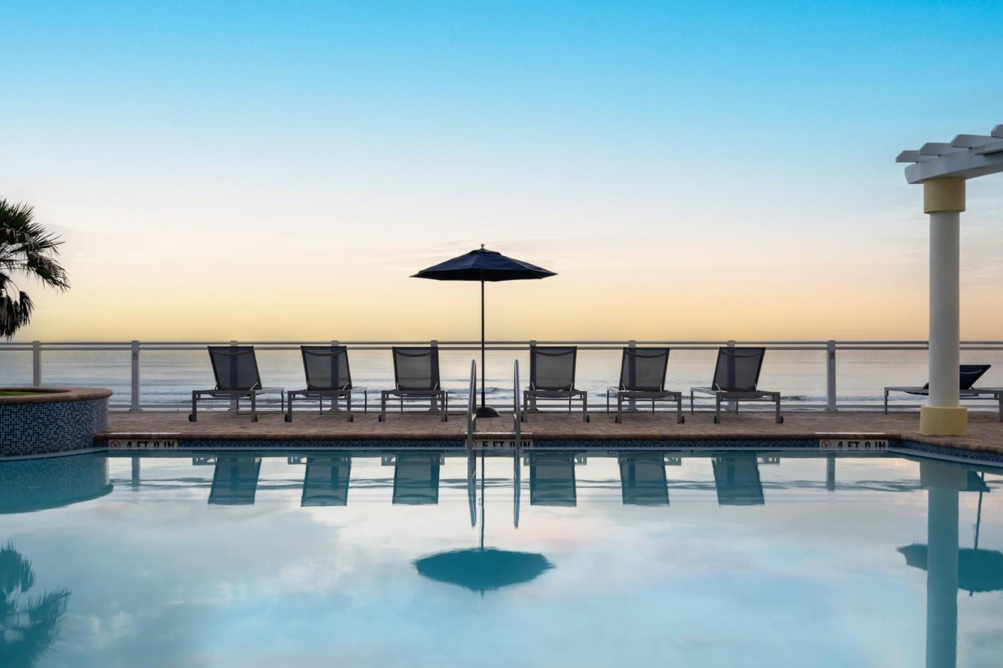 Queen Room Two Queen Beds Pool View Non-Smoking