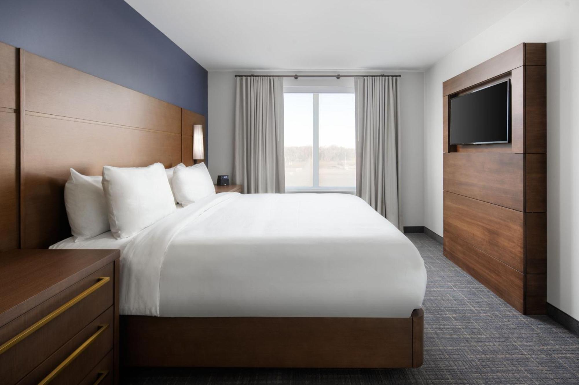 Two-Bedroom Larger Suite