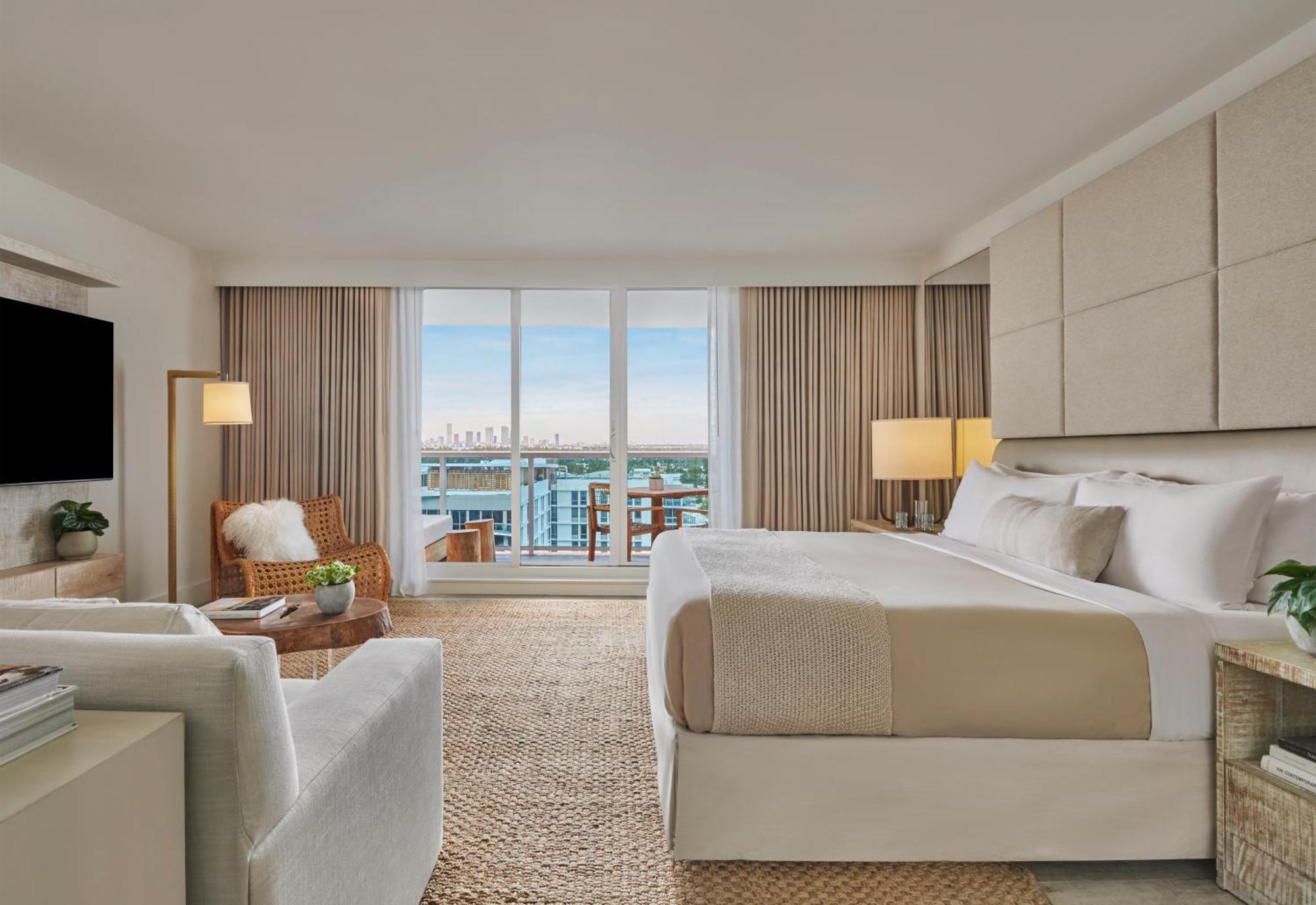 King Studio Suite Balcony
