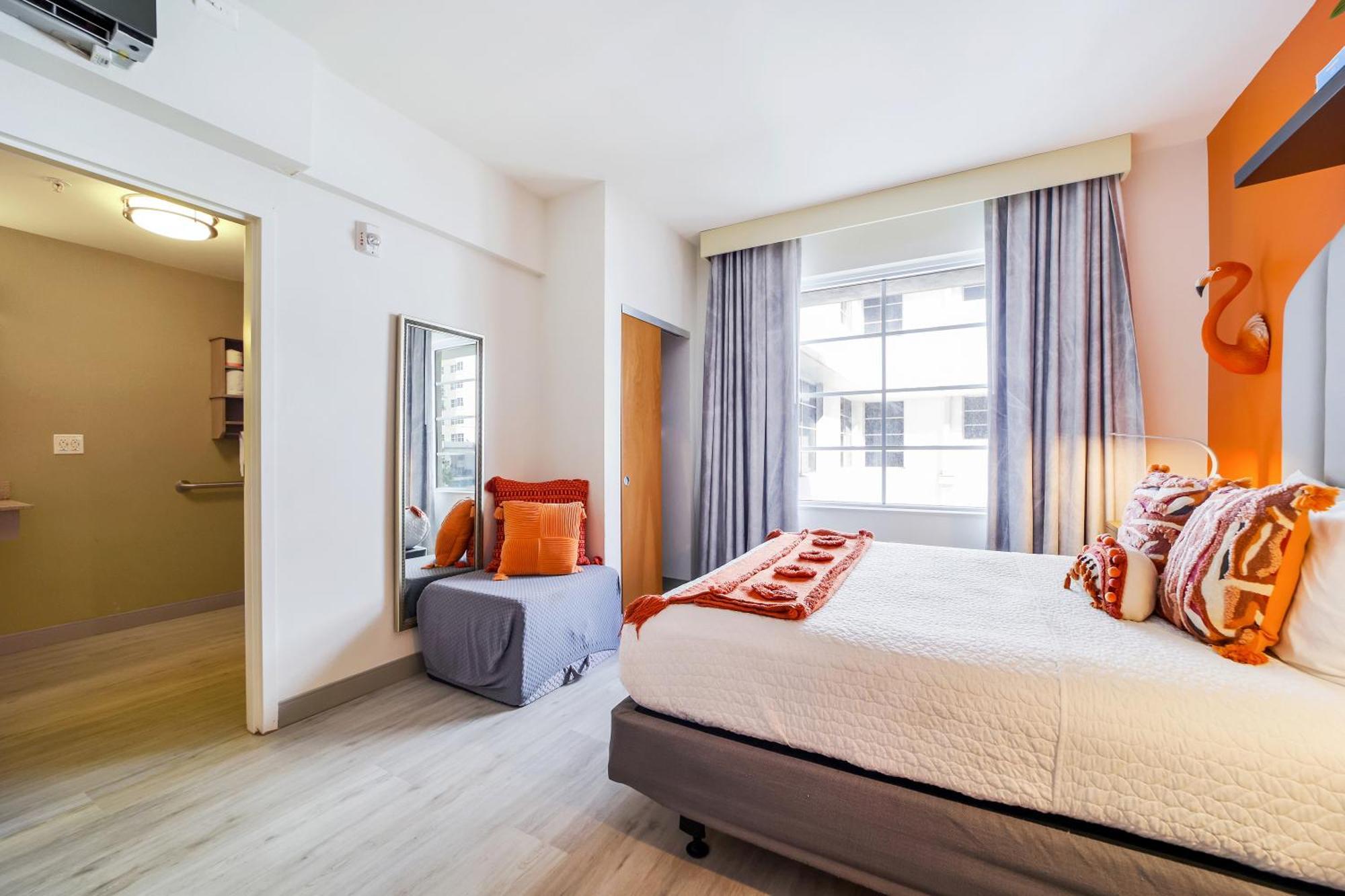 Standard Queen Room (Self check-in),1616108552:JPEG