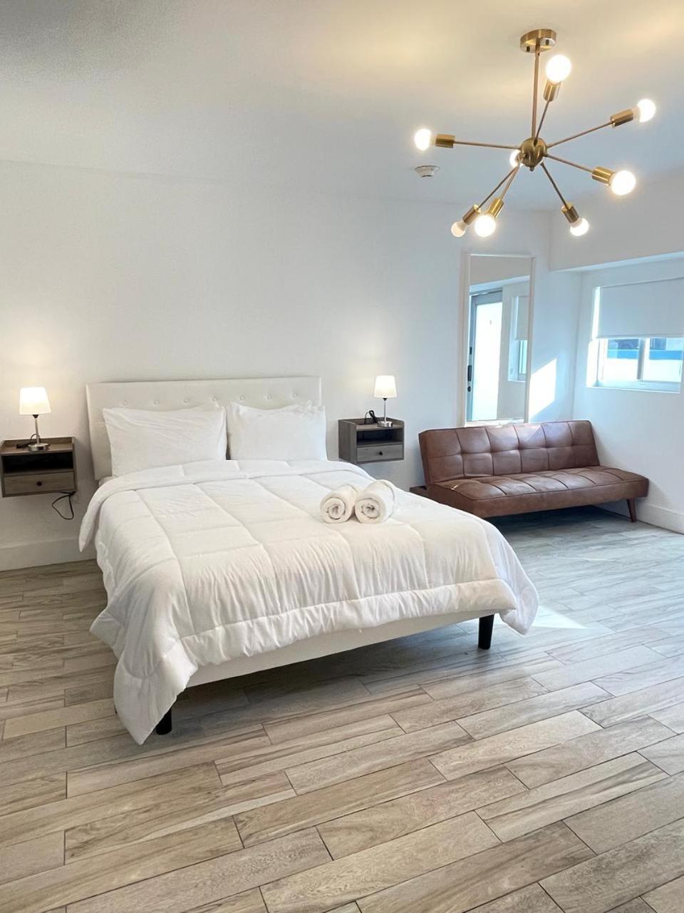 Standard Suite