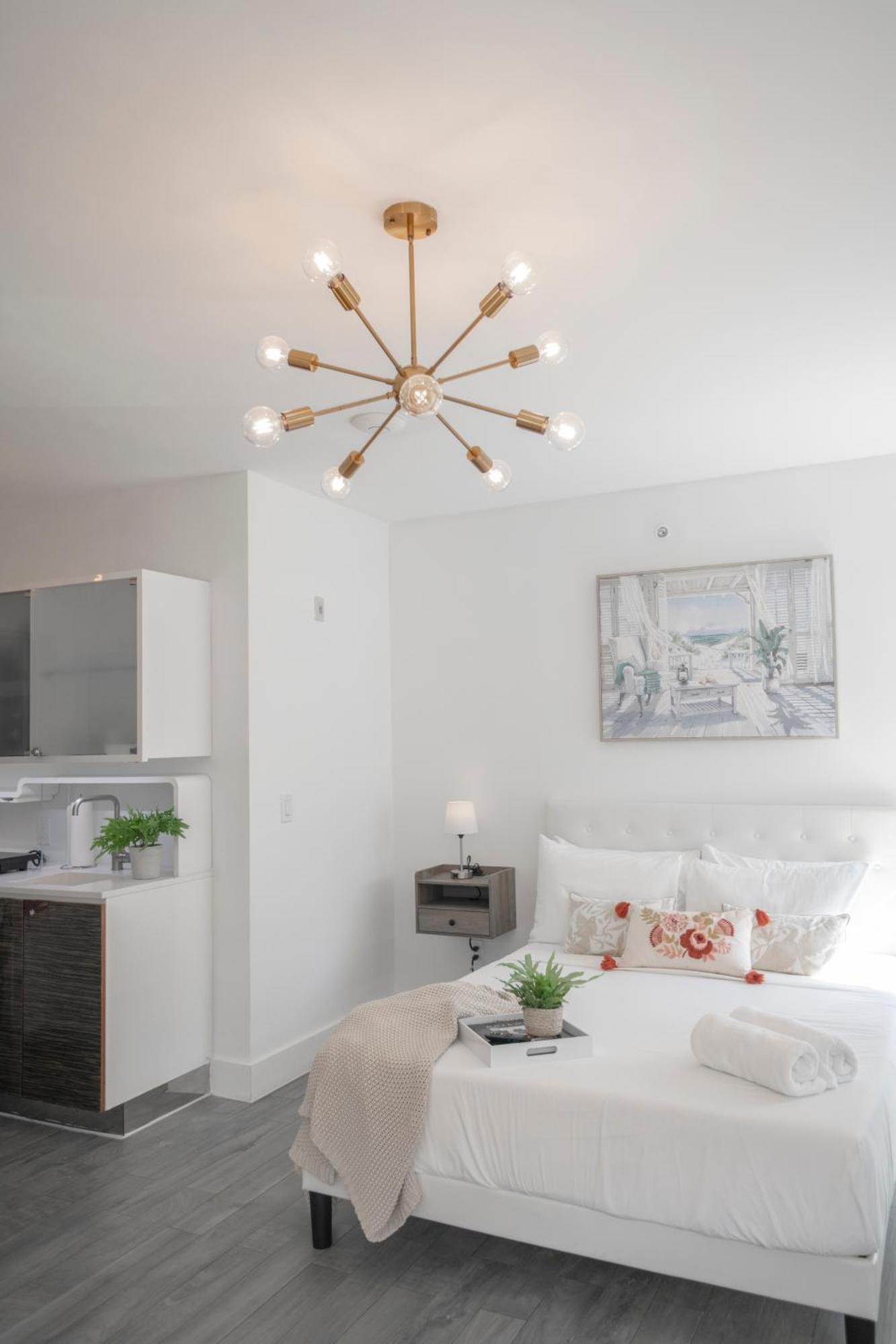 Standard Suite