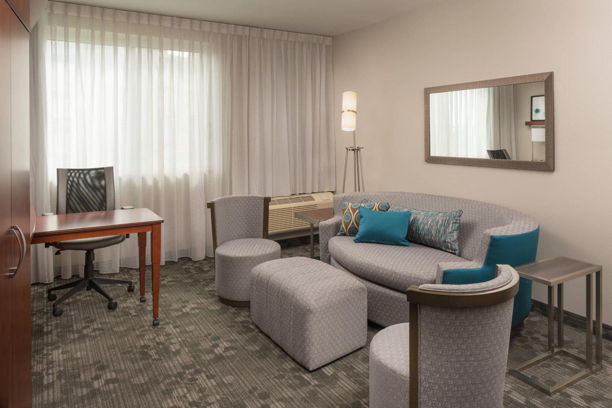 One-Bedroom King Suite Sofa Bed