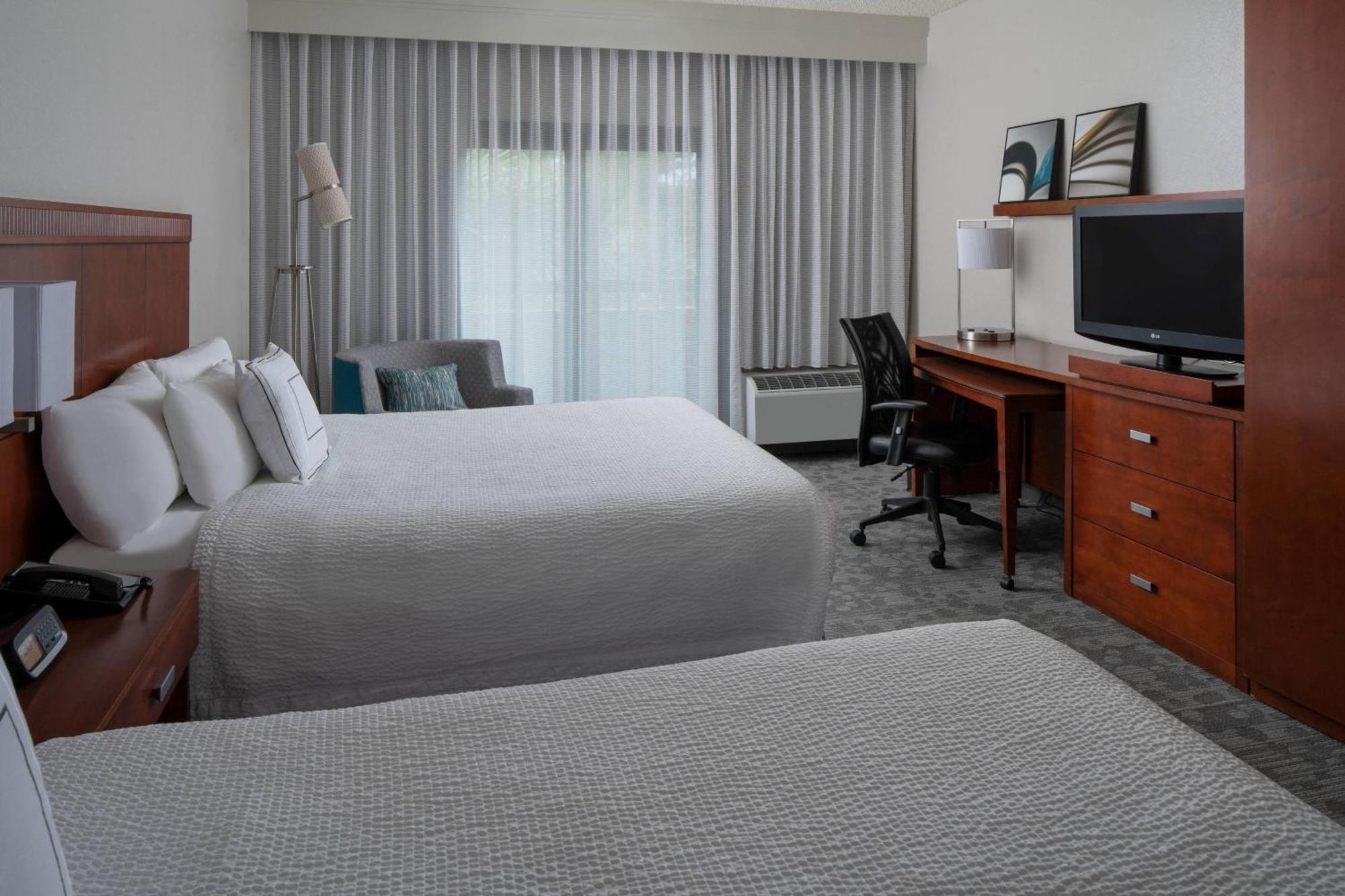 Queen Room Two Queen Beds