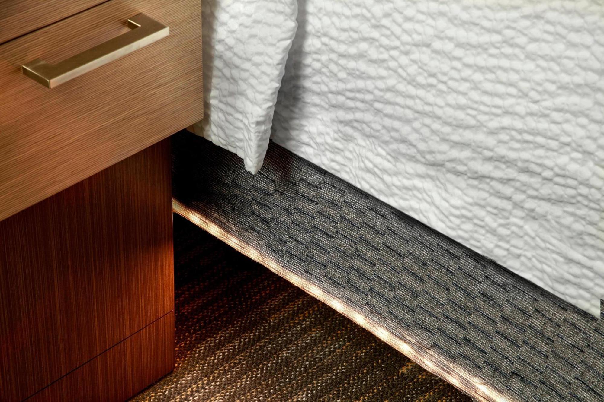 Stay Well Suite, Larger Suite, 1 King, Sofa bed