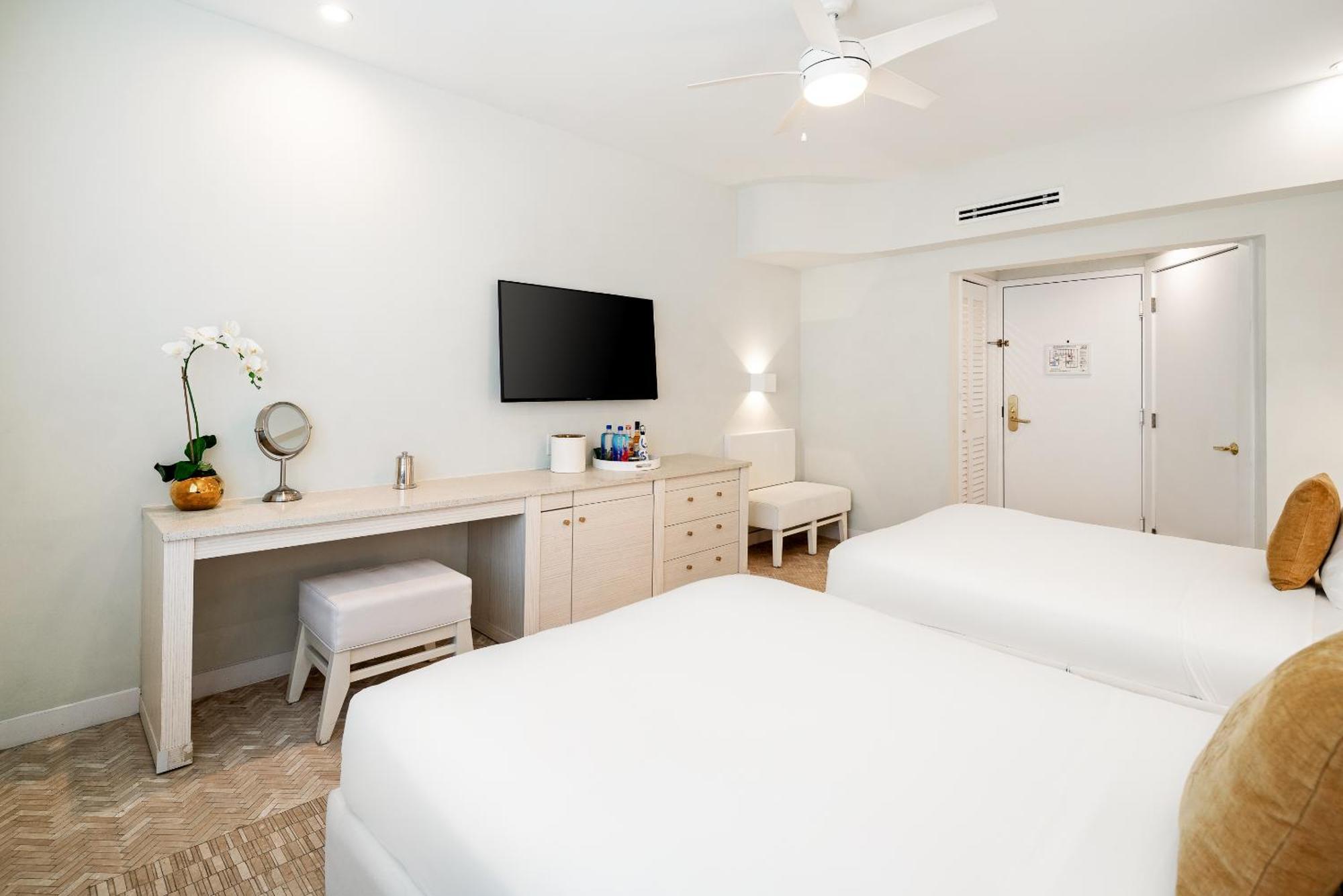 Cardozo Double Room