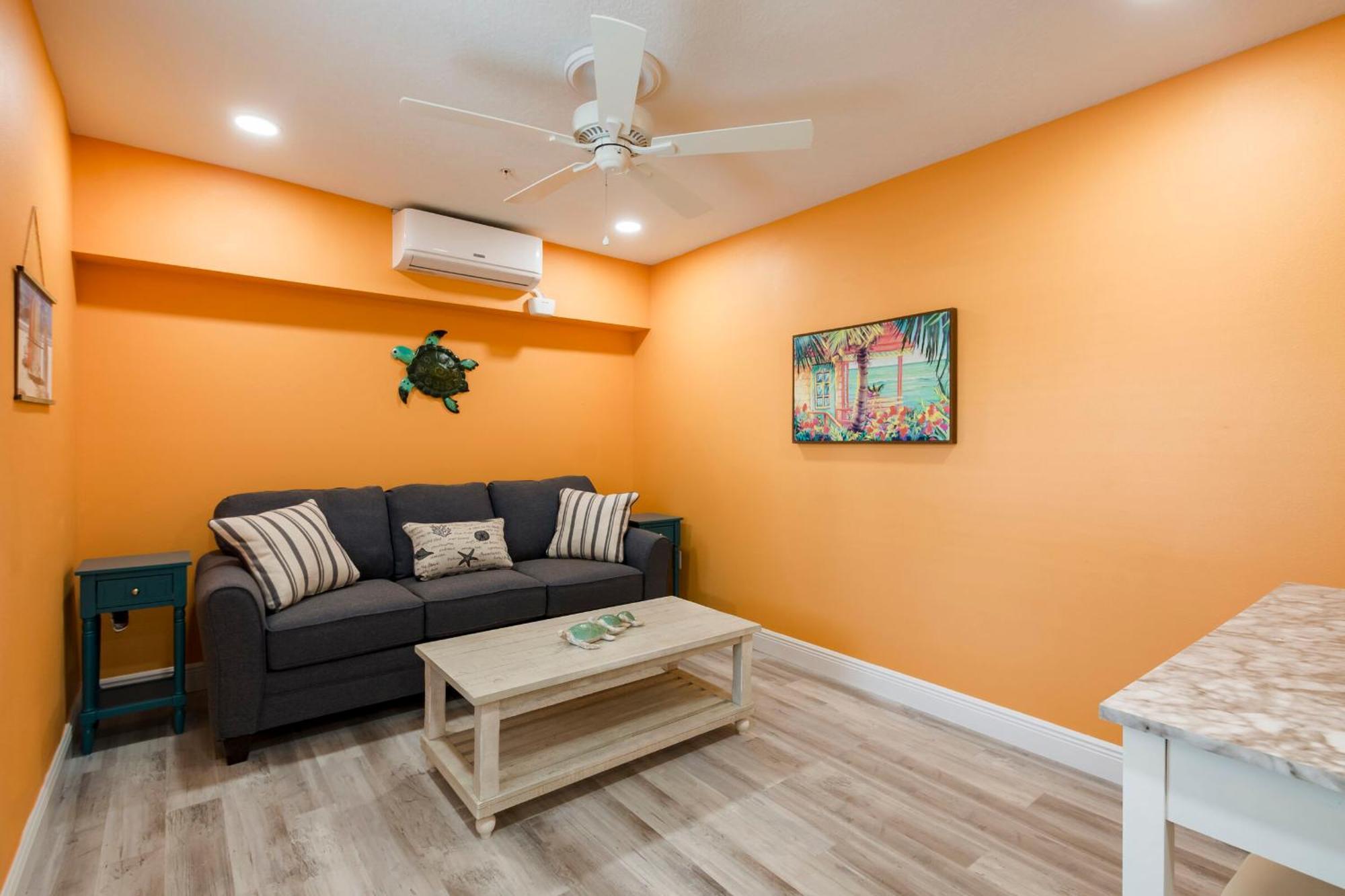 One-Bedroom Suite