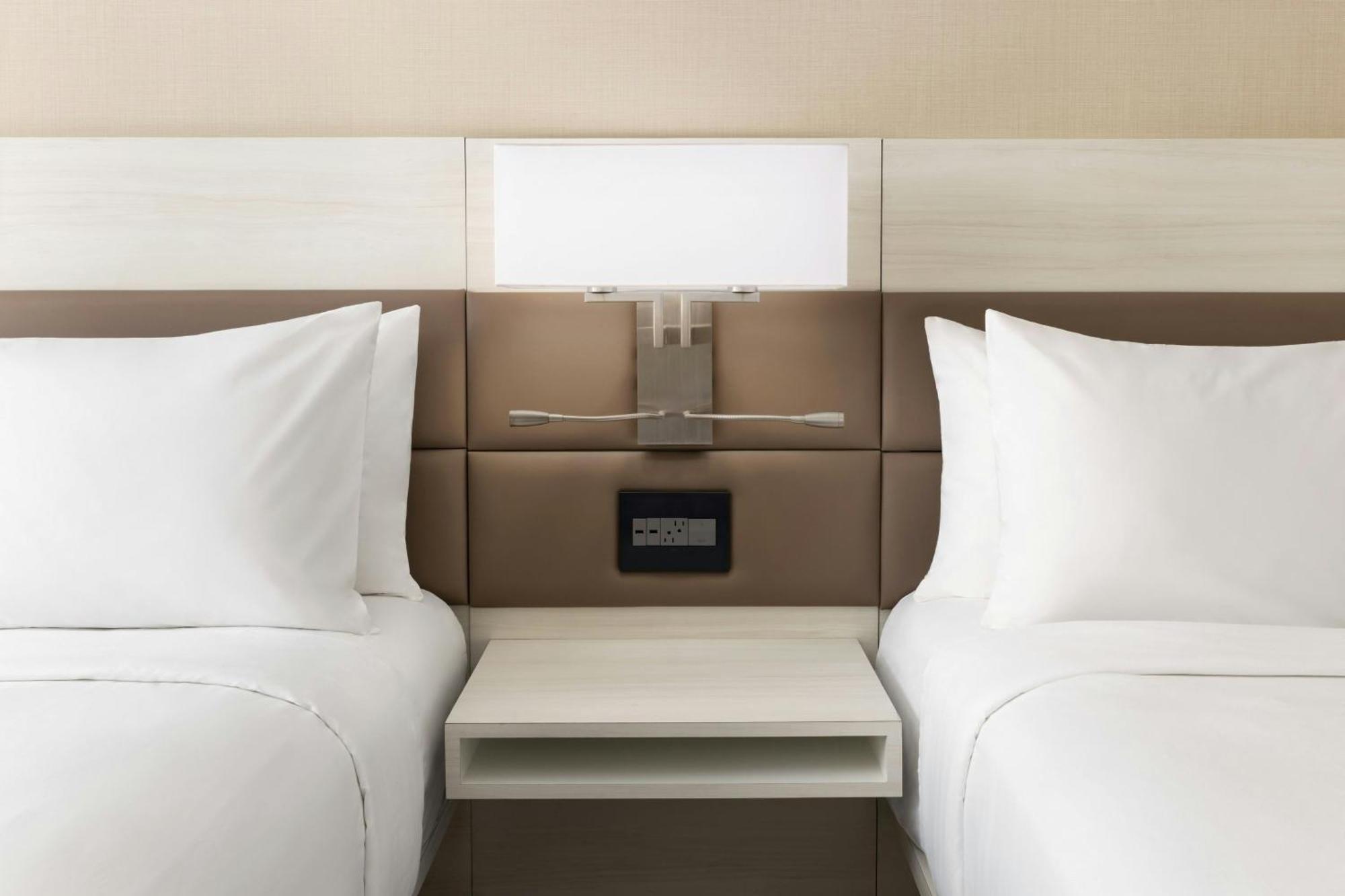 Queen Room Two Queen Beds Hearing Accessible