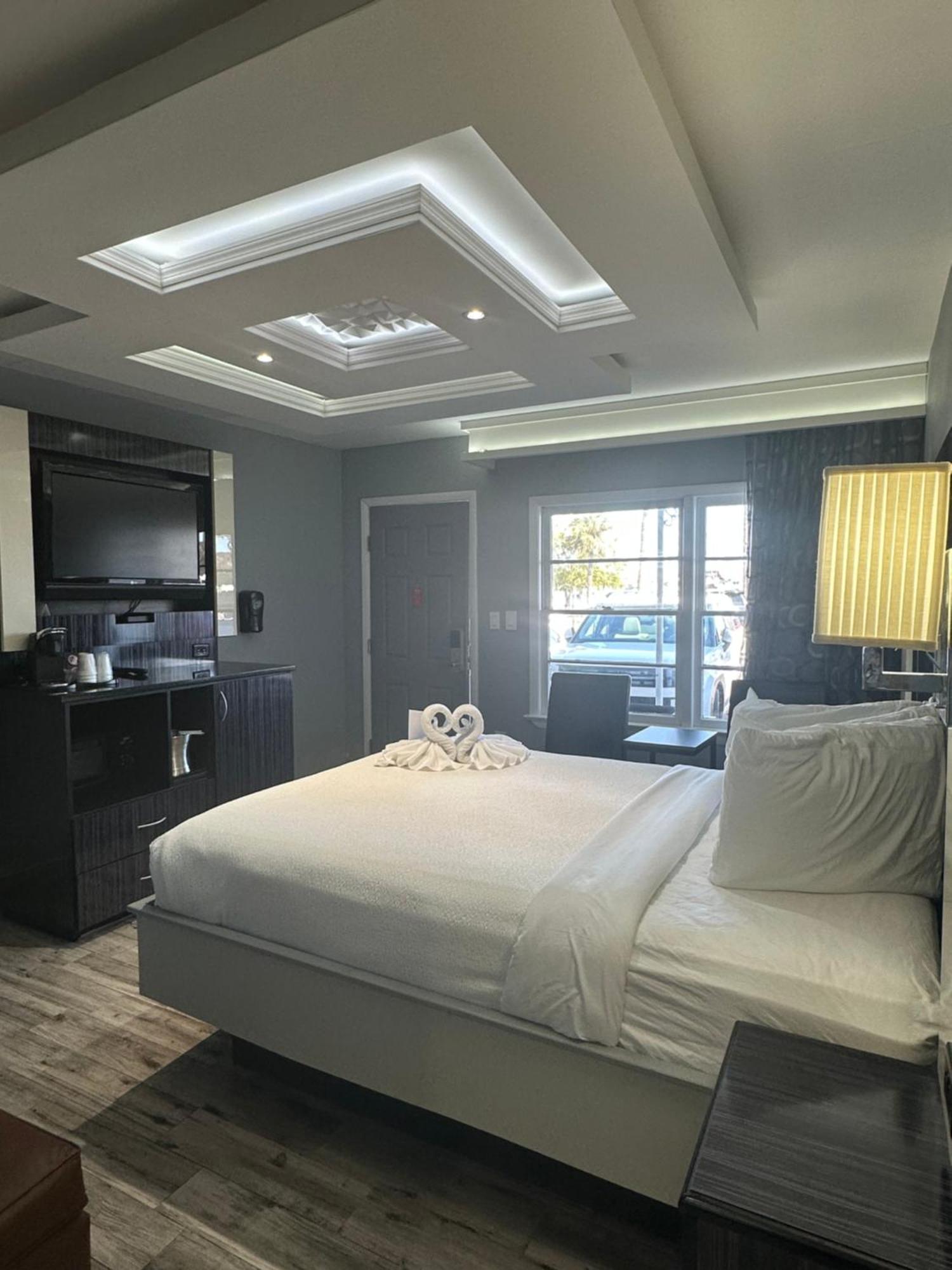 Queen Room Sea View