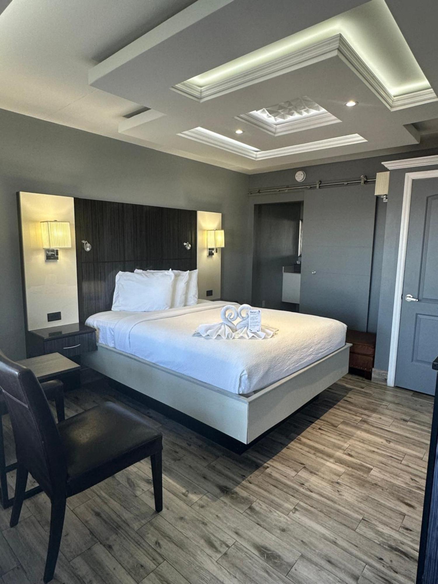 Queen Room Sea View