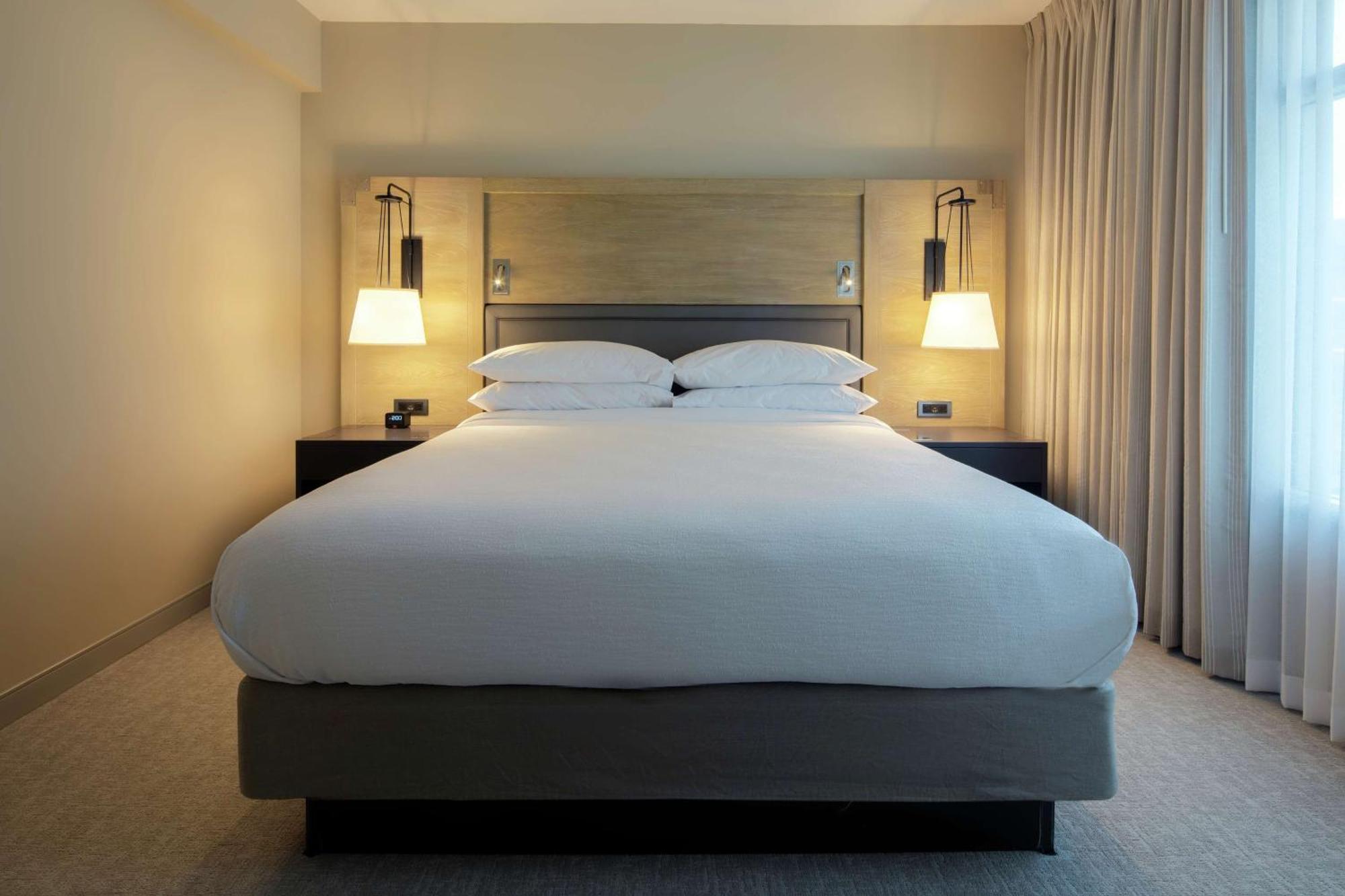 Two-Room King Suite Hearing Access