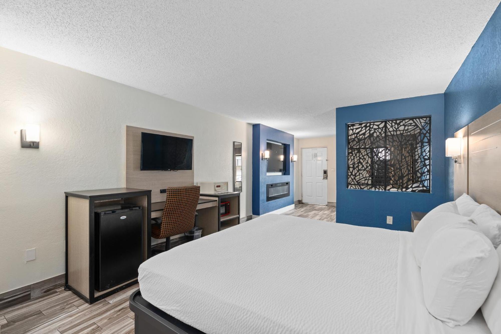 King Studio Suite Non-Smoking