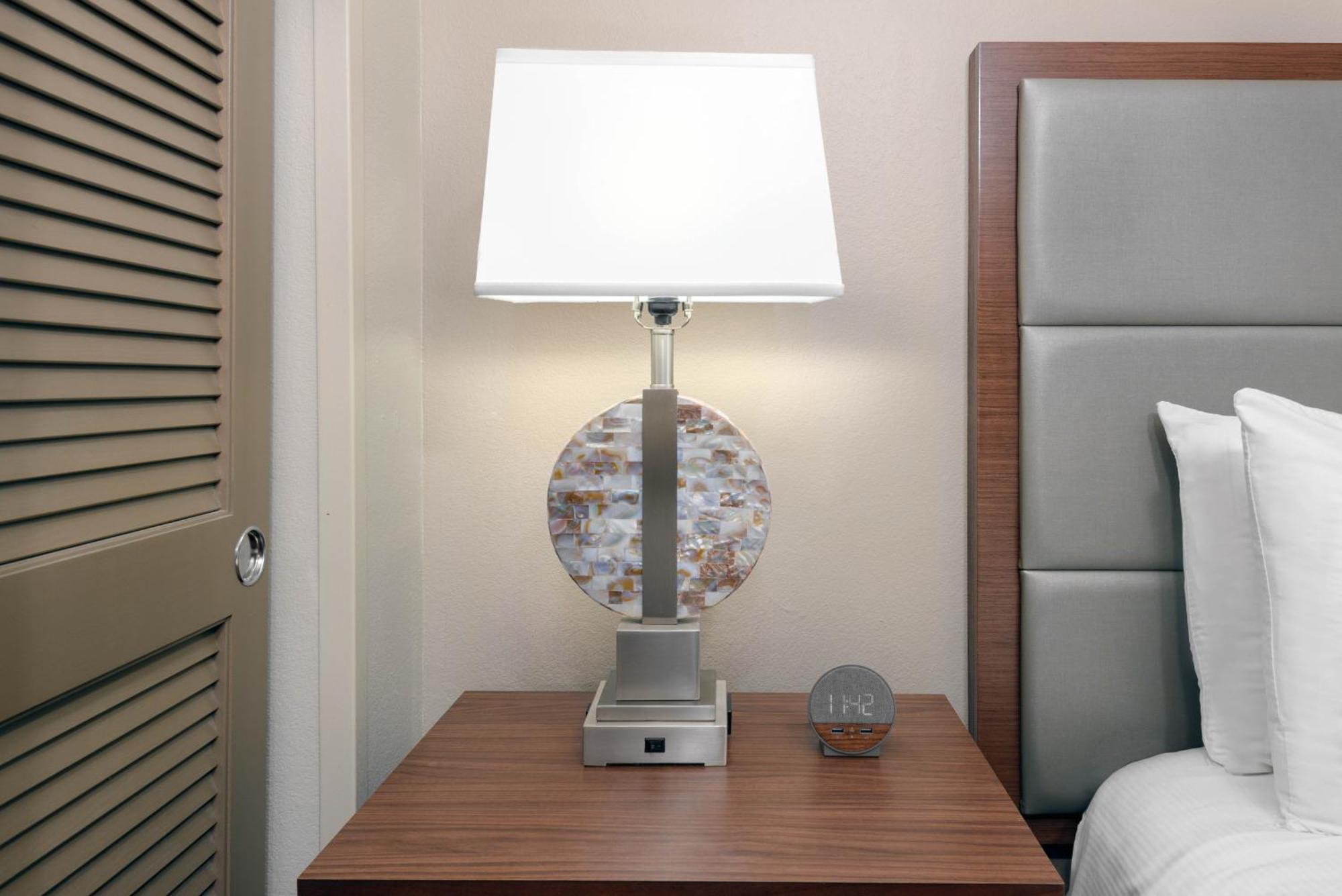 Junior King Suite