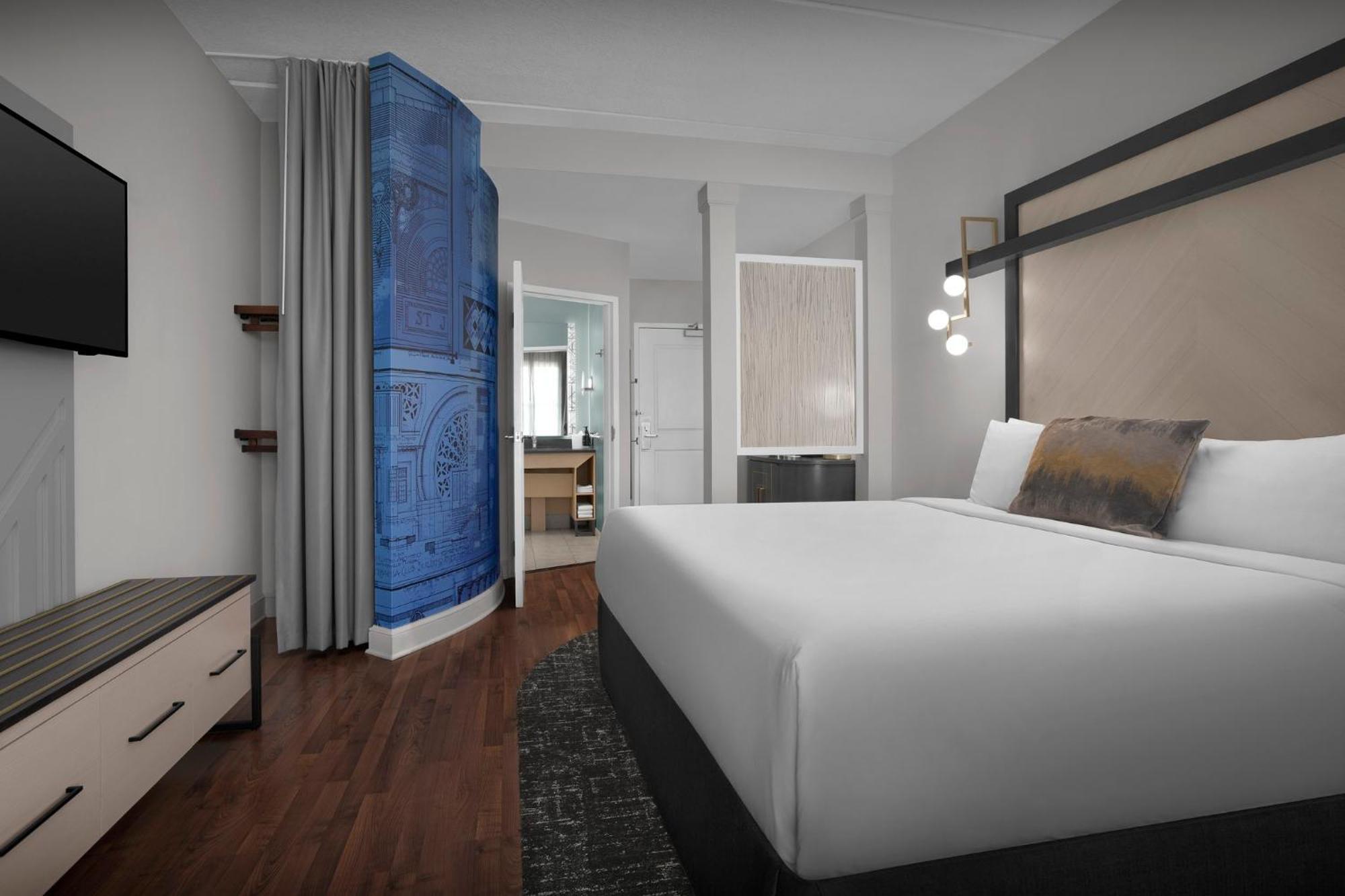 King Room Hearing Accessible