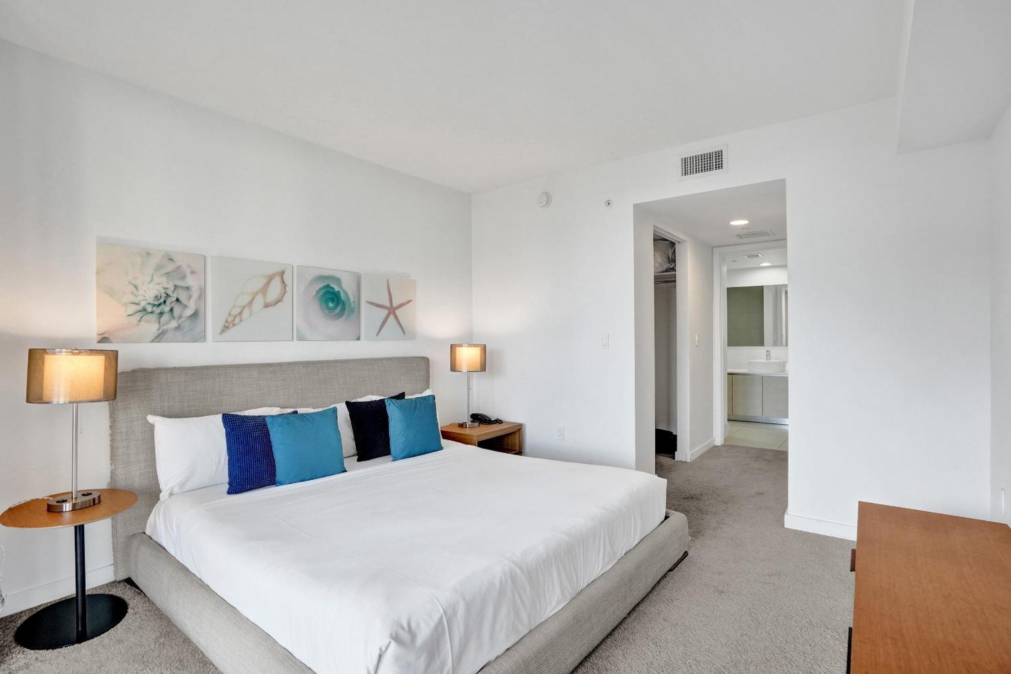 One-Bedroom Standard Apartment