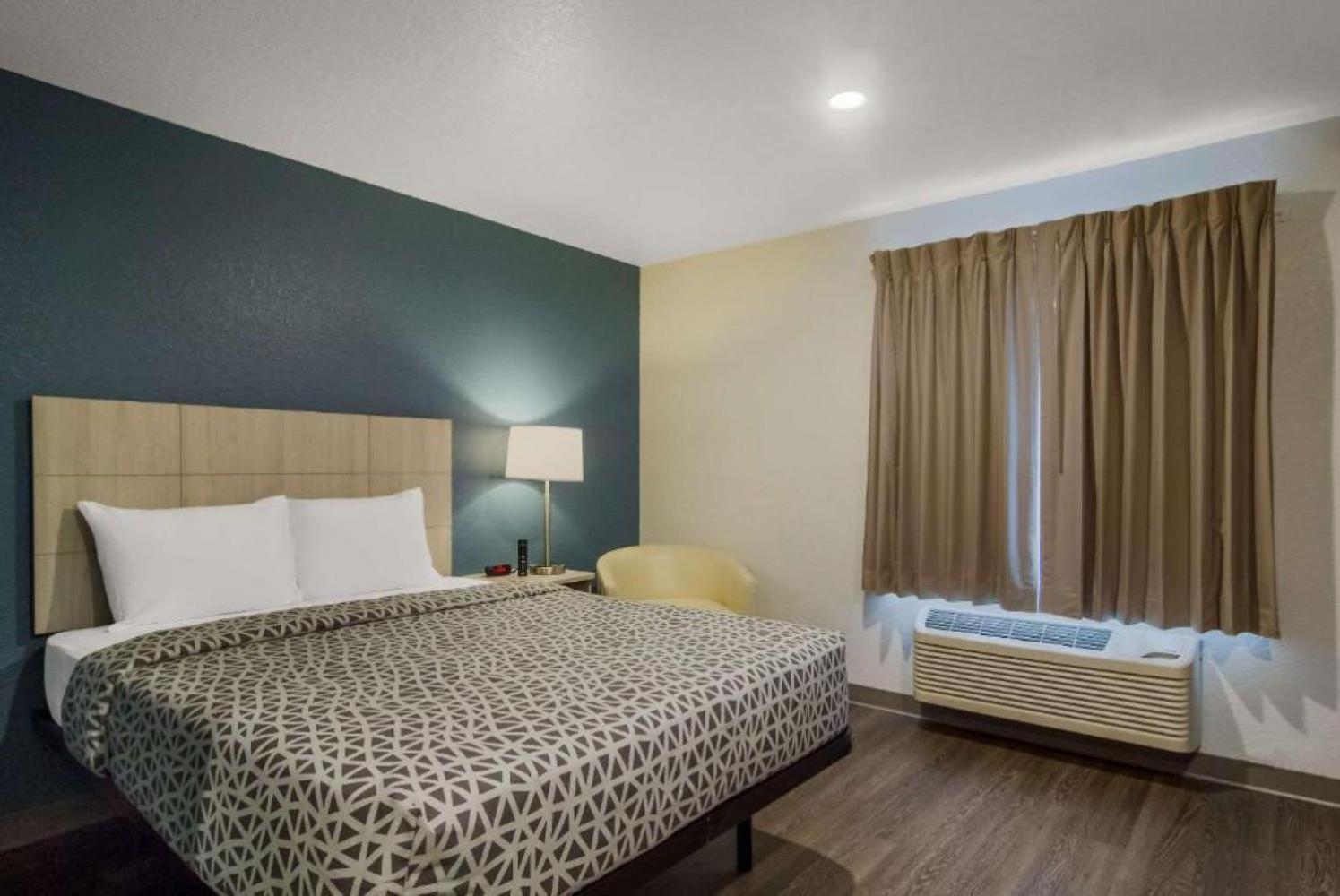 QUEEN SUITE
