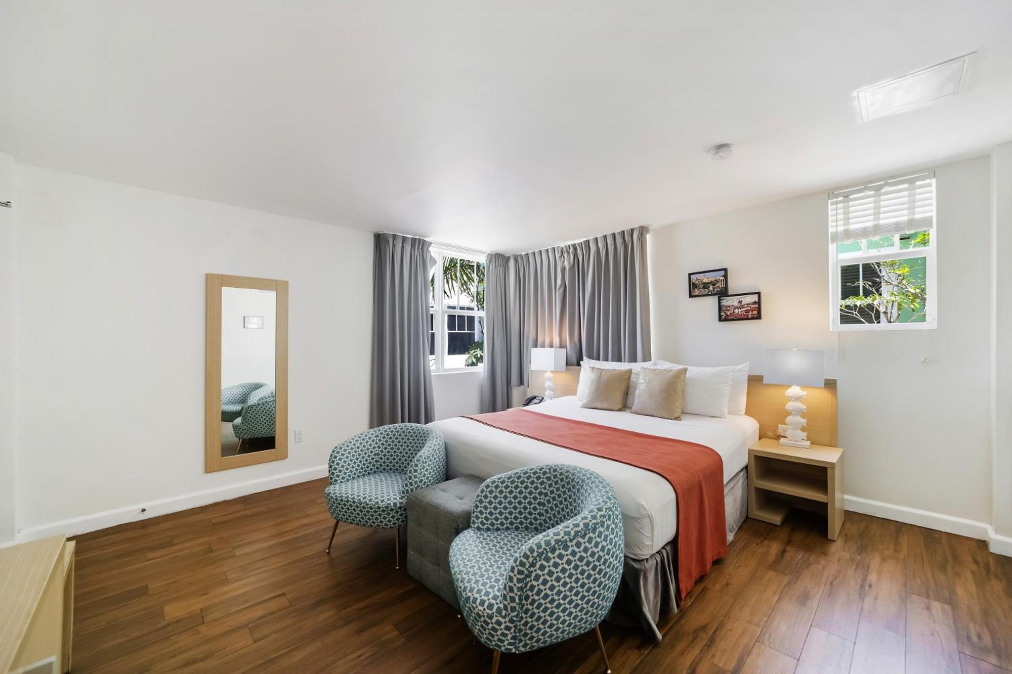 Deluxe King Room (Self Check-in)