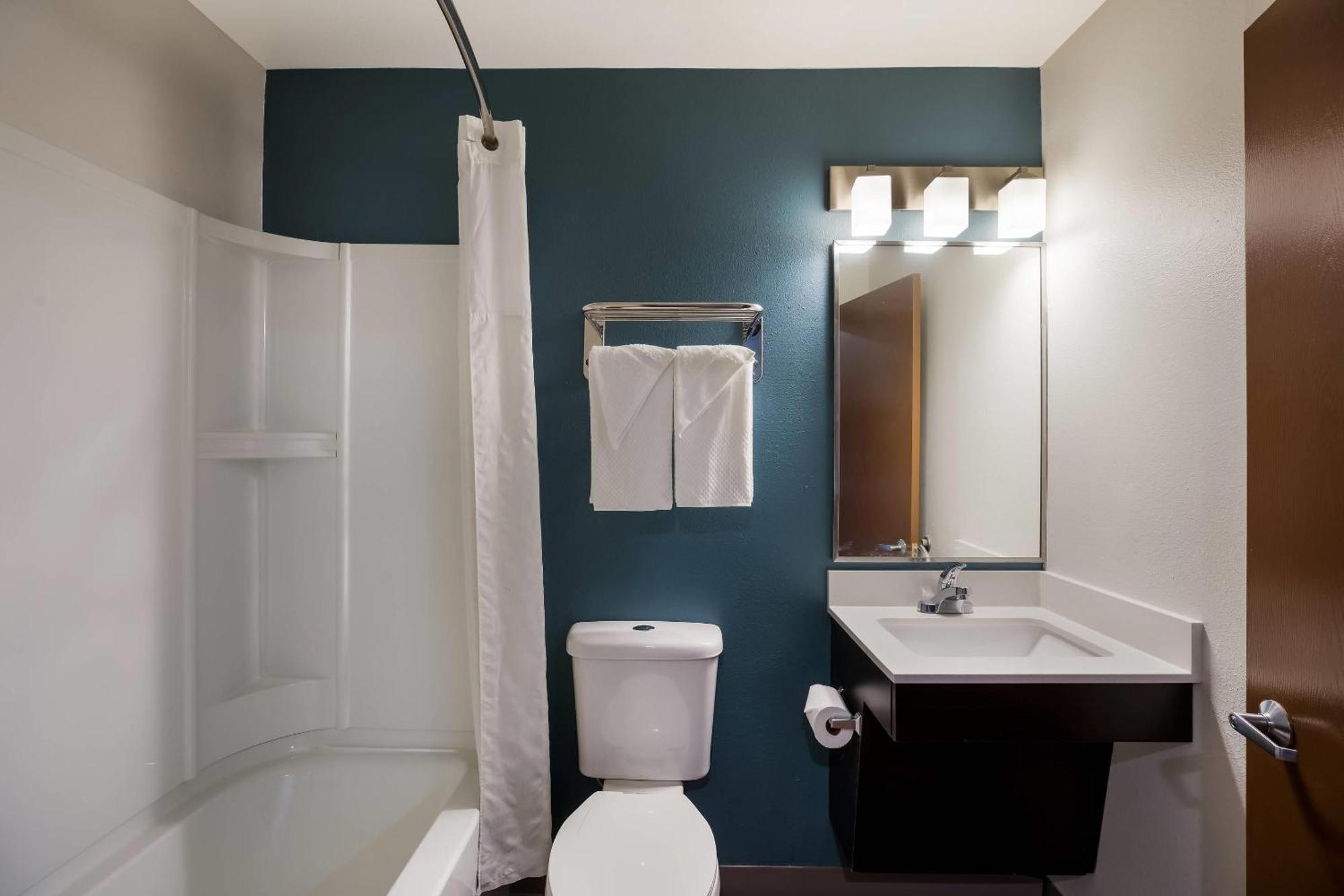 Double Room Two Double Beds Non-Smoking