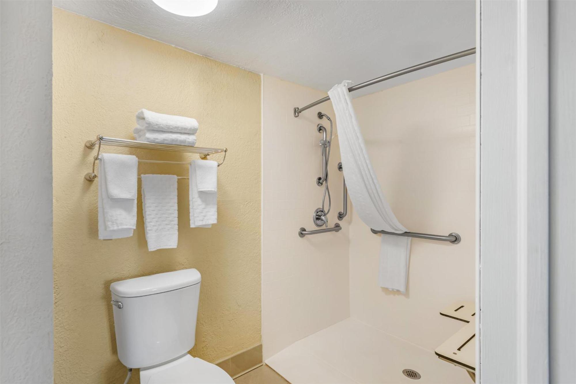 Double Room Mobility Access or Smoking,1689828919:JPEG