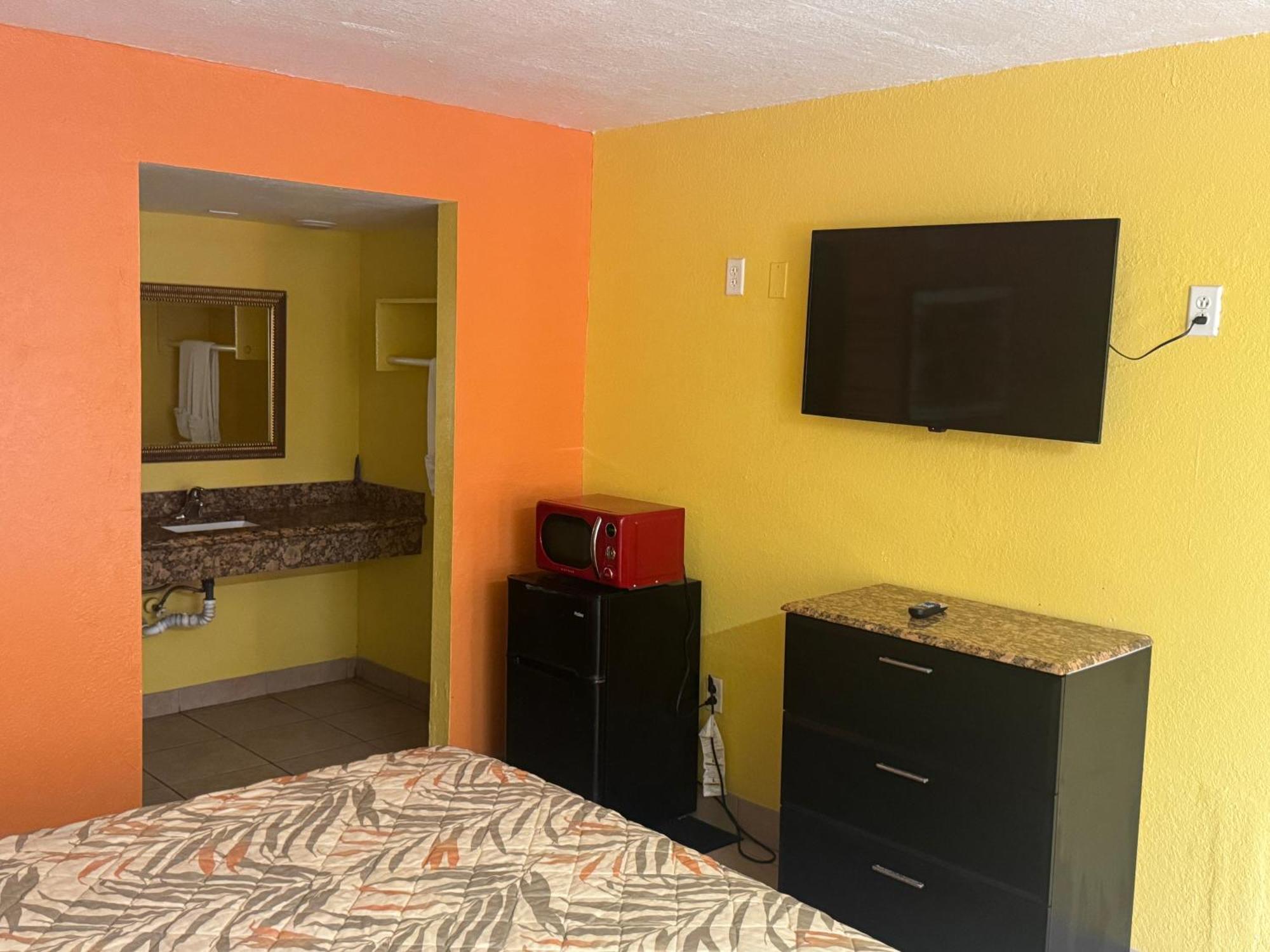 Budget Single Room