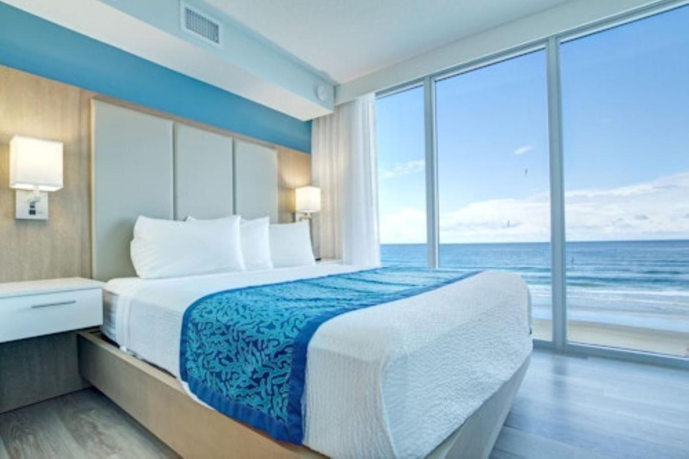 Queen Bed Studio Sofa Bed Ocean Front