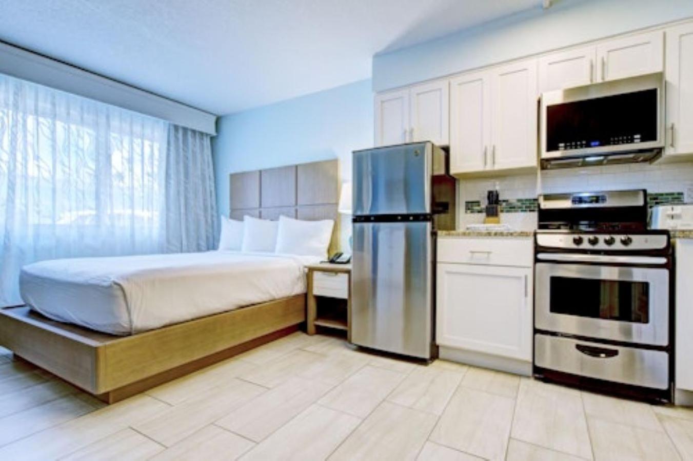 Queen Bed Studio 2 Street View